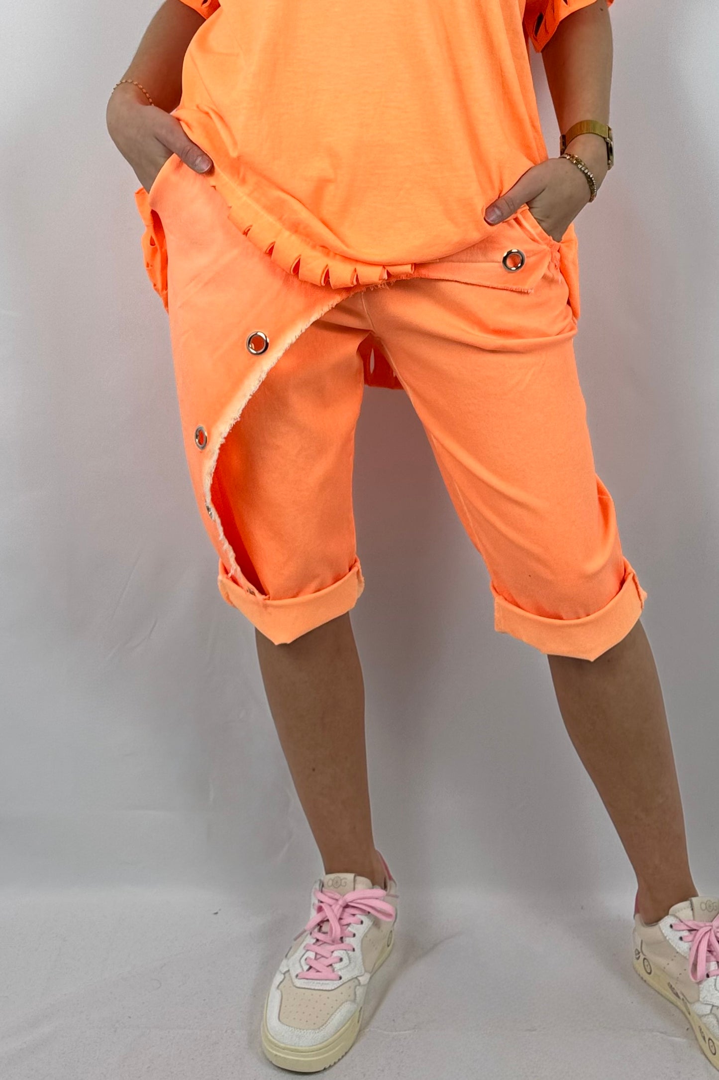Paperbag-Shorts mit Zierösen und asymmetrischer Front- Neon Orange