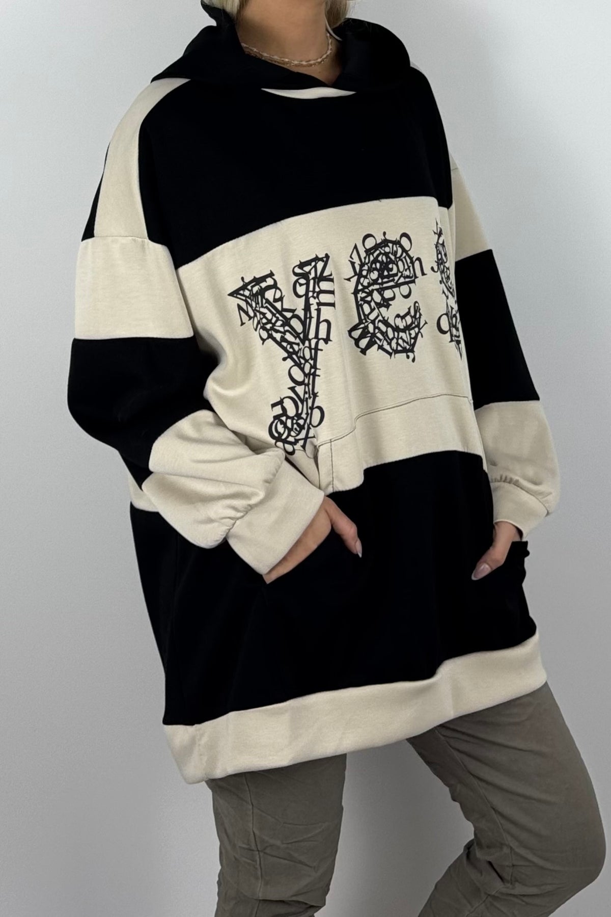 Damen Oversize-Hoodie mit Statement-Print-Beige