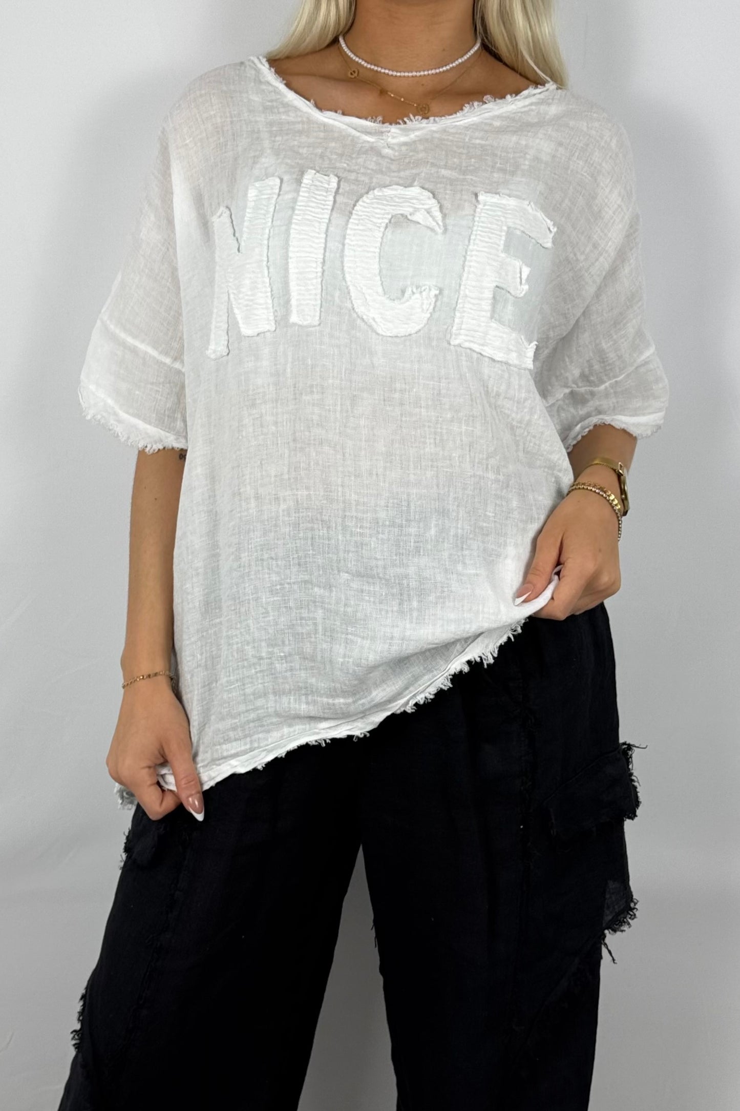 Leinen-Shirt mit „NICE“-Applikation-Weiß