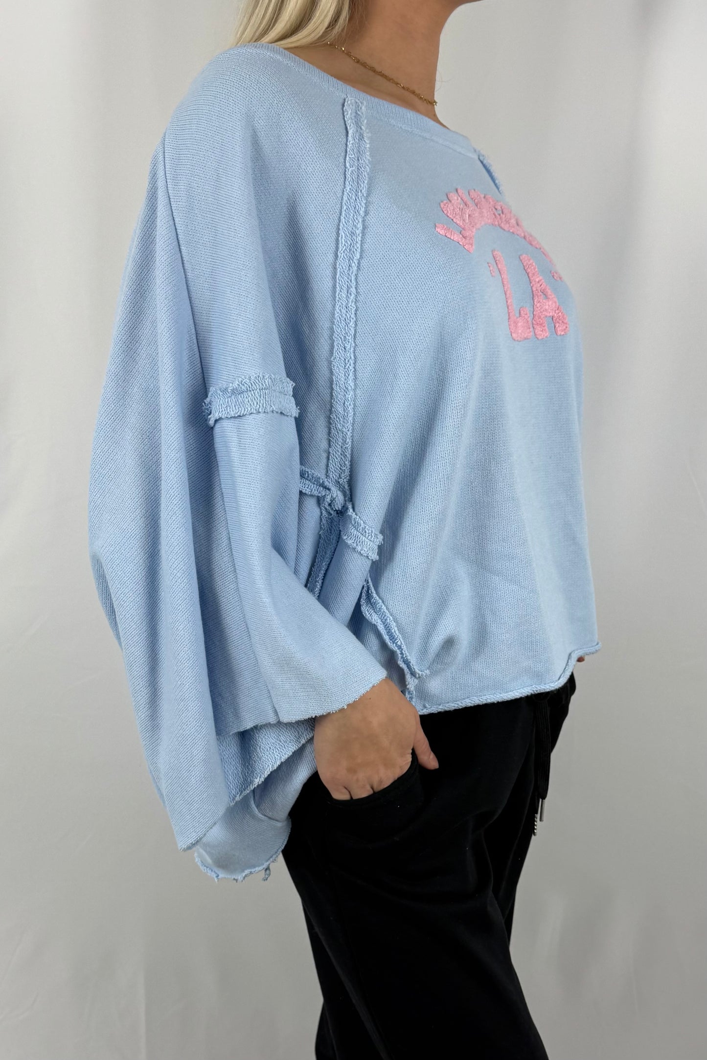 Oversize Damen Sweatshirt mit Los Angeles LA Schriftzug-Hellblau