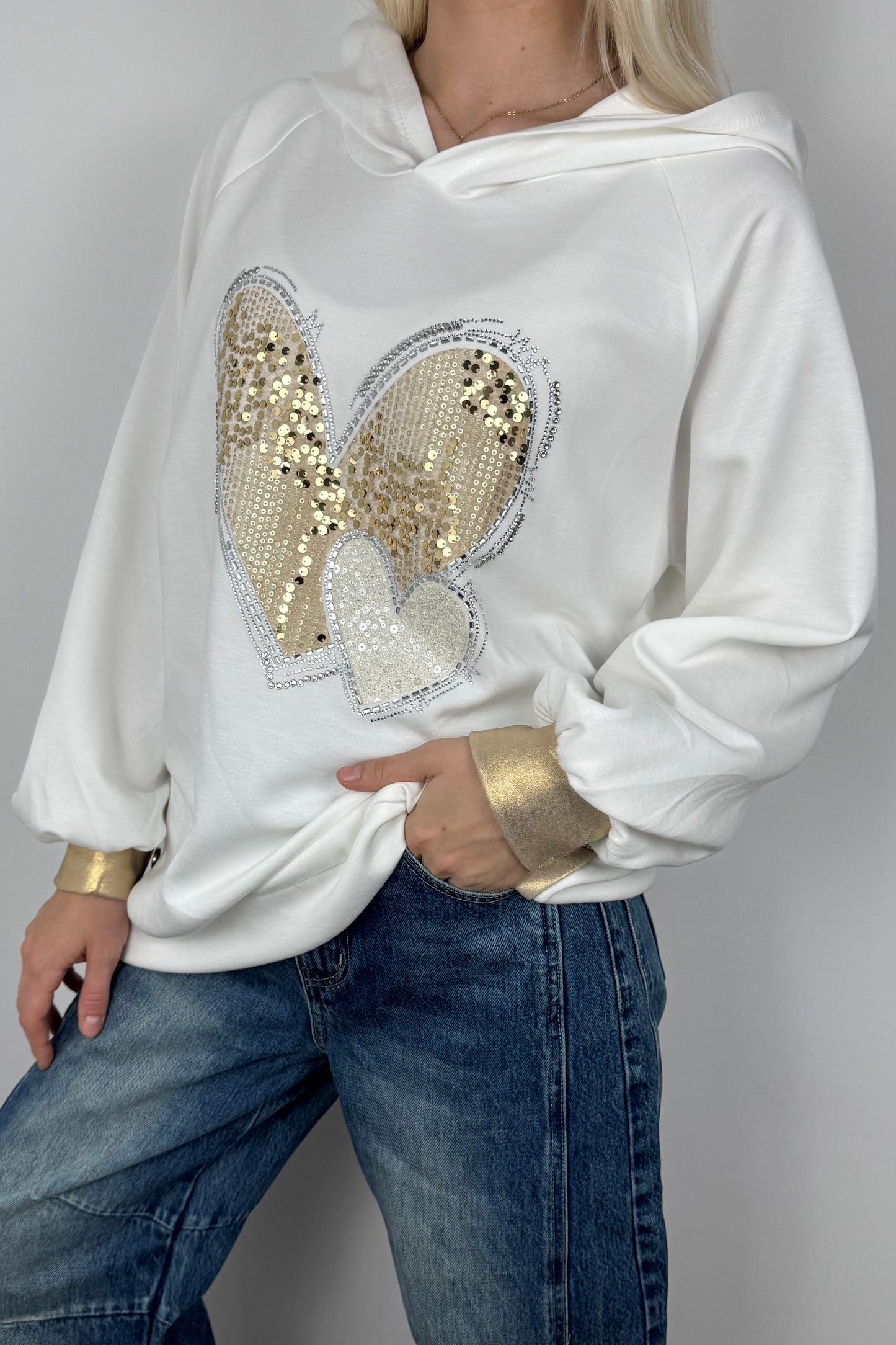Hoodie mit Herz-Applikation und Glitzer-Details-Weiß