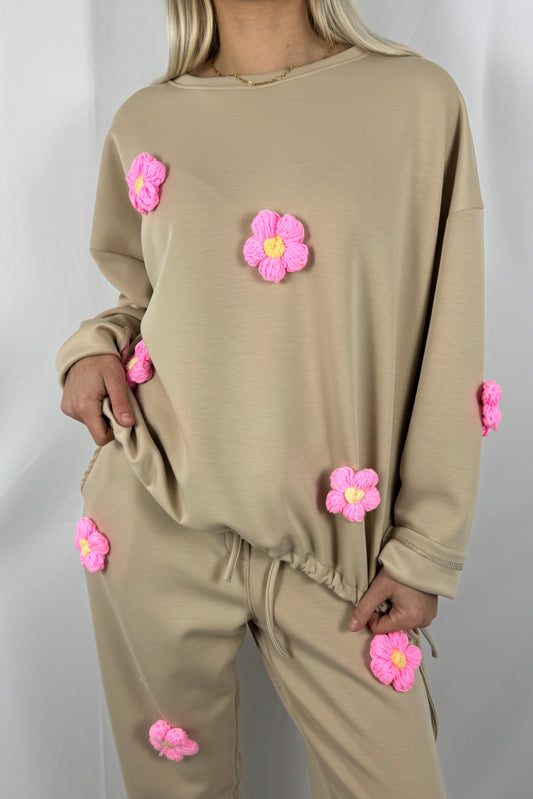 Shirt mit Häkelblumen & Tunnelzug-Beige