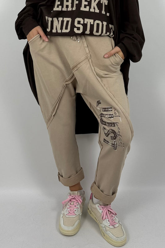 Lässige Baggy-Hose mit „JUST“-Detail – Safari