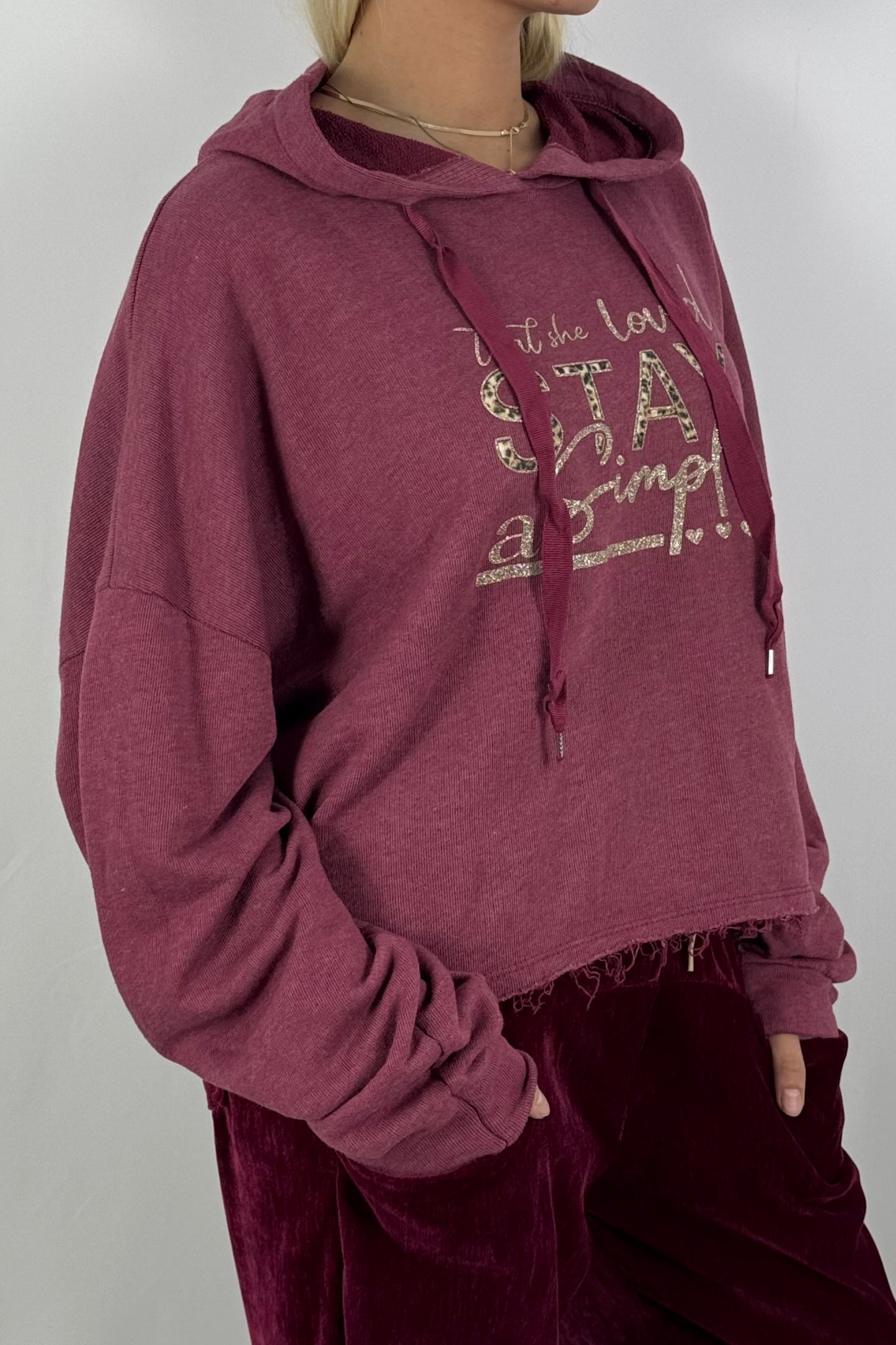 Damen Hoodie – Cropped mit Statement-Print-Bordeaux