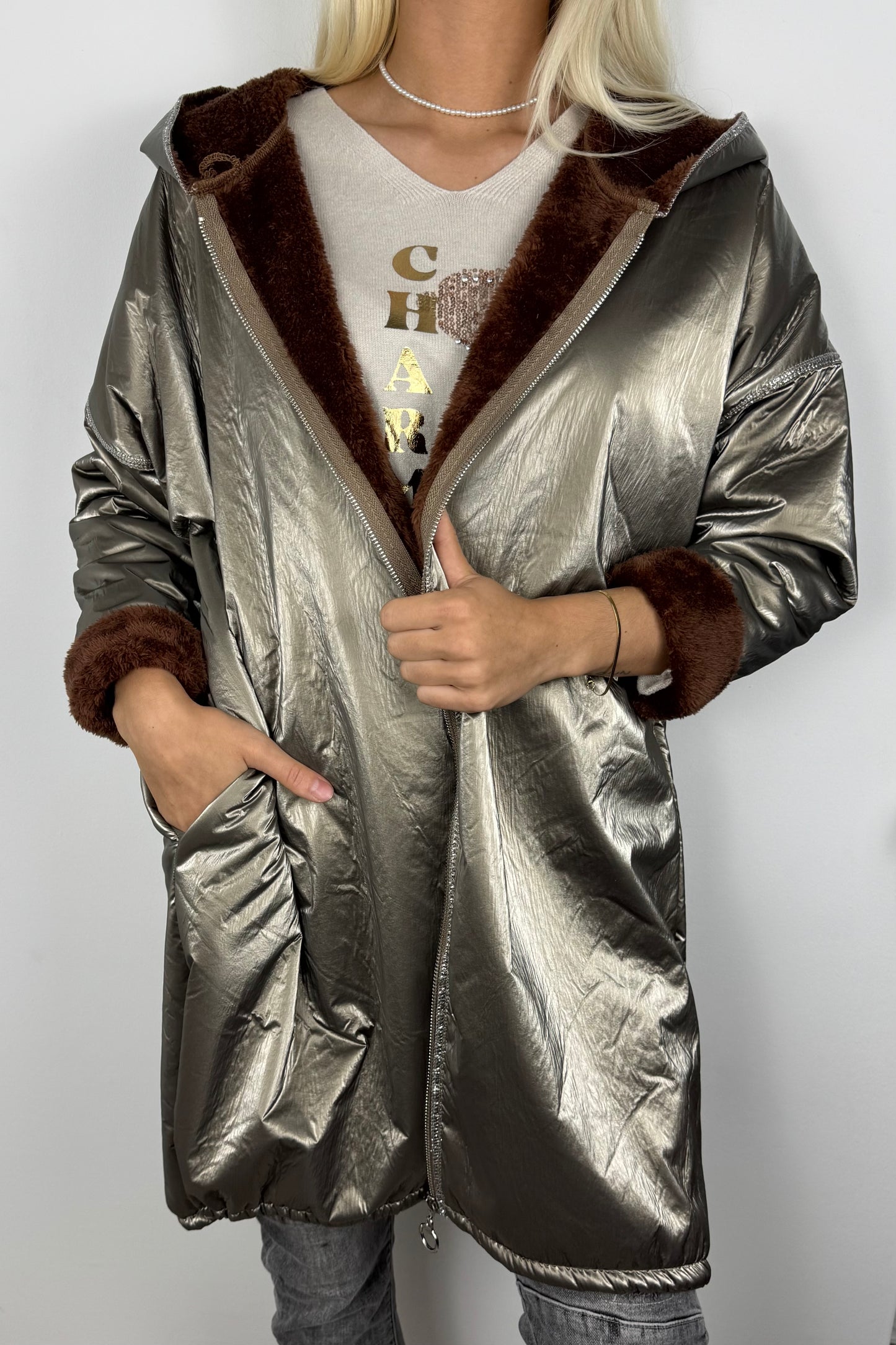 Damen Metallic-Jacke mit Teddyfutter und Reißverschluss –Gold