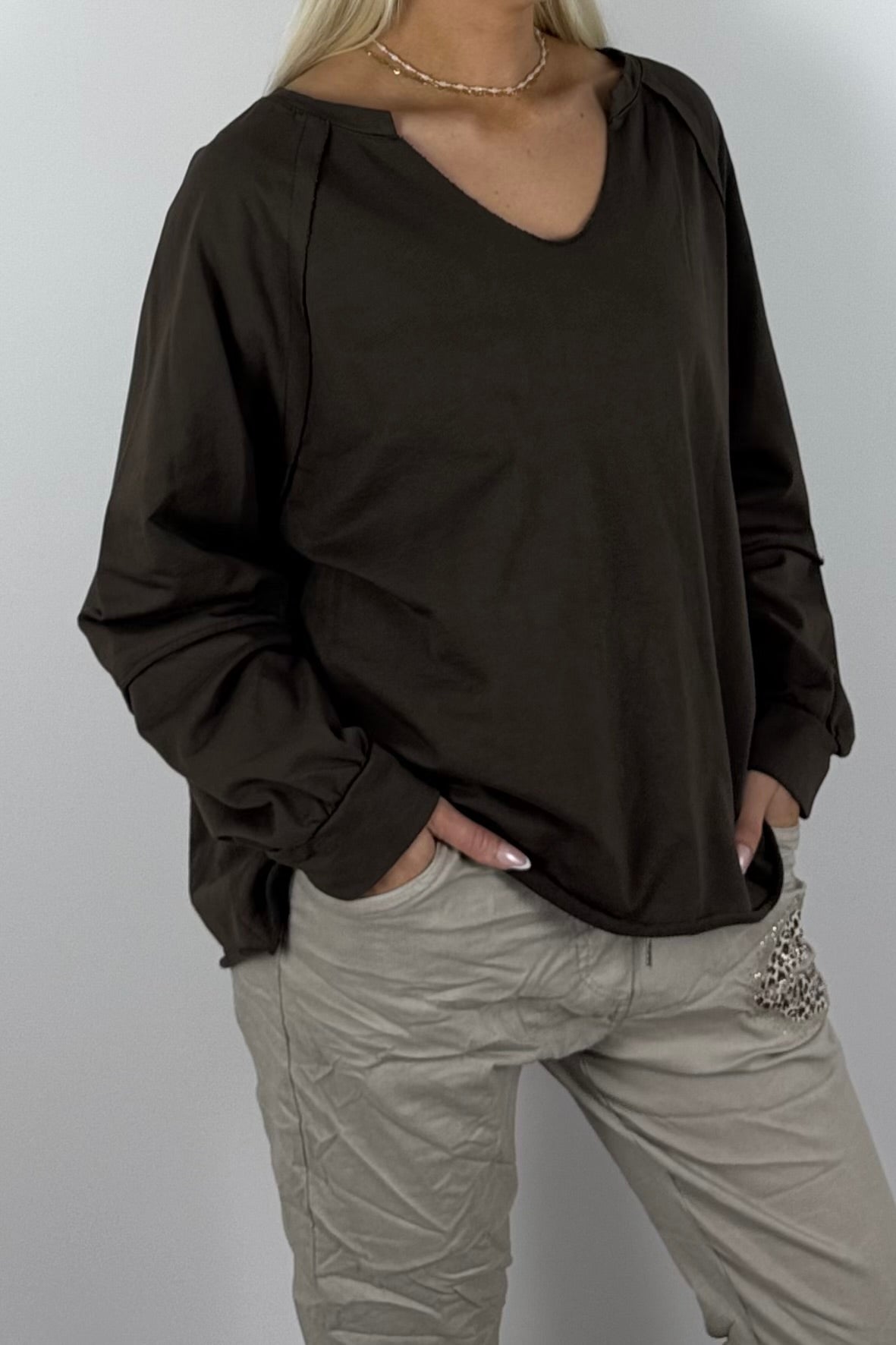 Damen Oversize-Sweatshirt mit V-Ausschnitt-Schoko