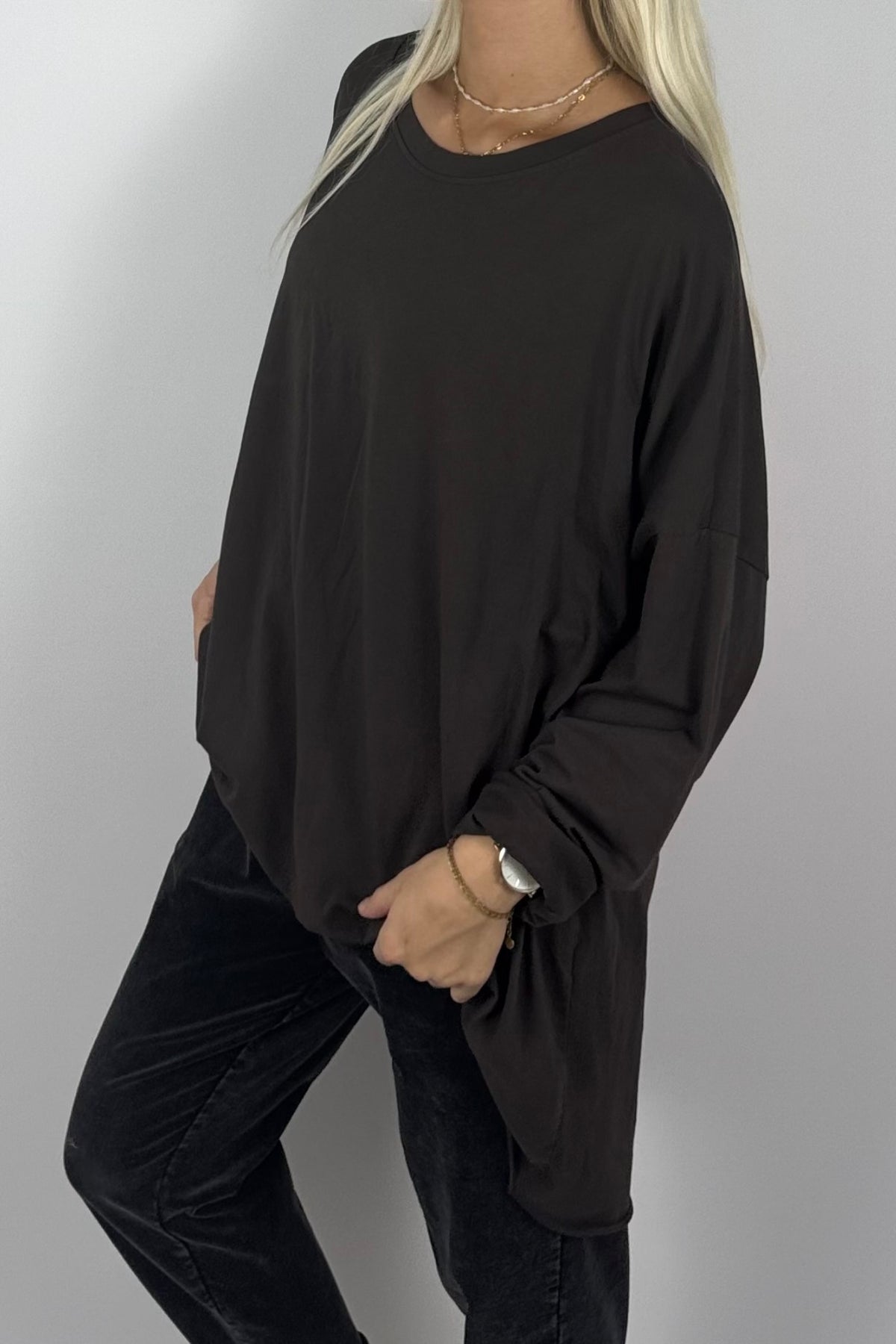 Damen Oversize Shirt mit STYLE-Print – Schoko