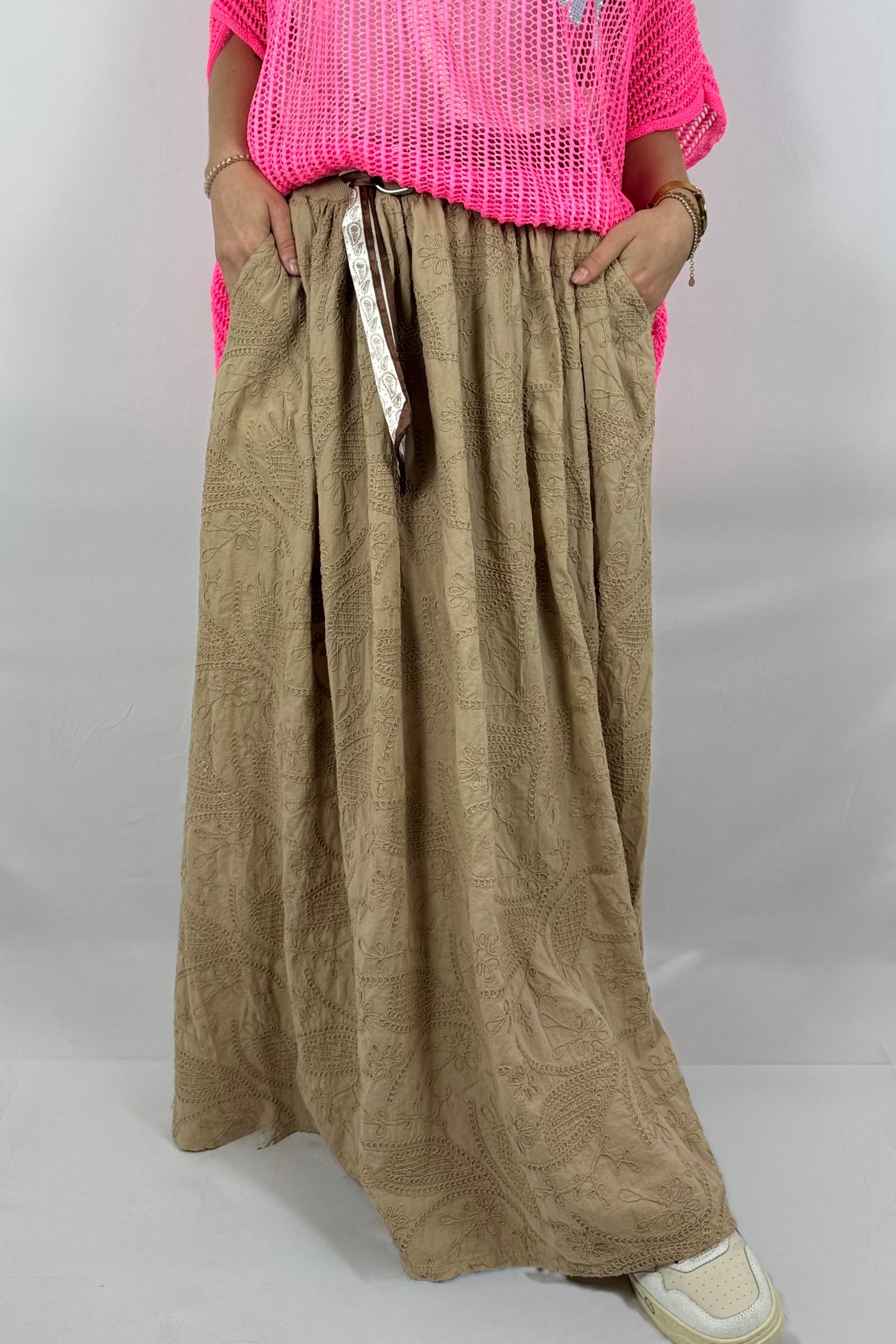 Boho Midi Rock mit Stickerei & Gürtel – Baumwolle -cammel