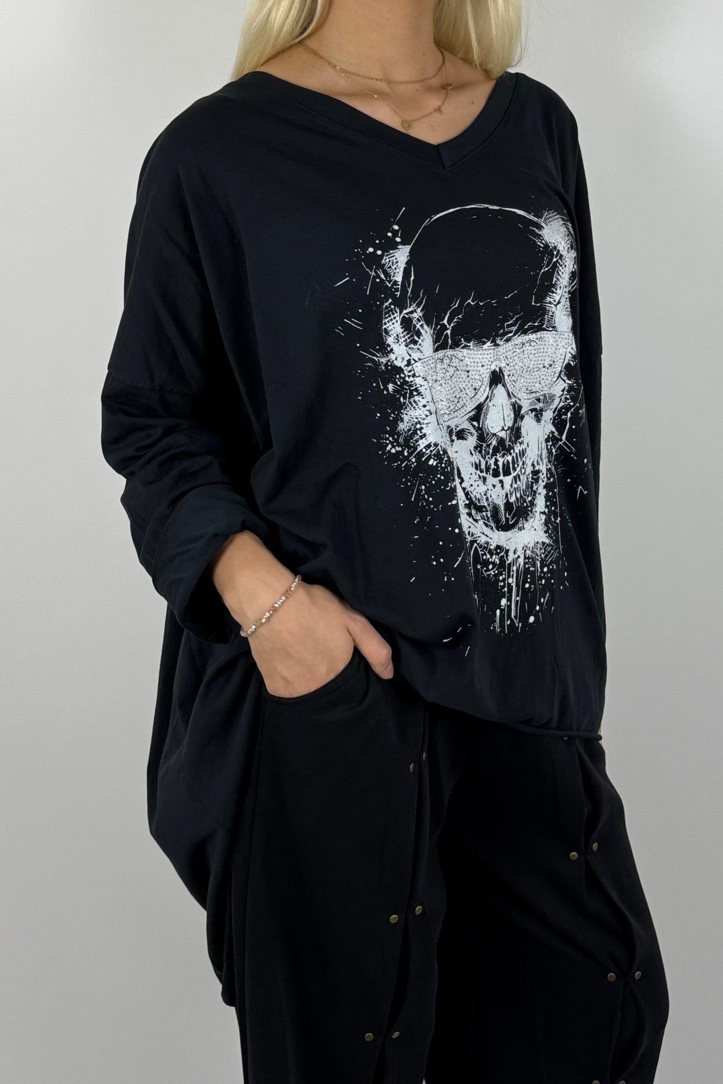 Oversize Damen Shirt mit Totenkopf-Print-Schwarz