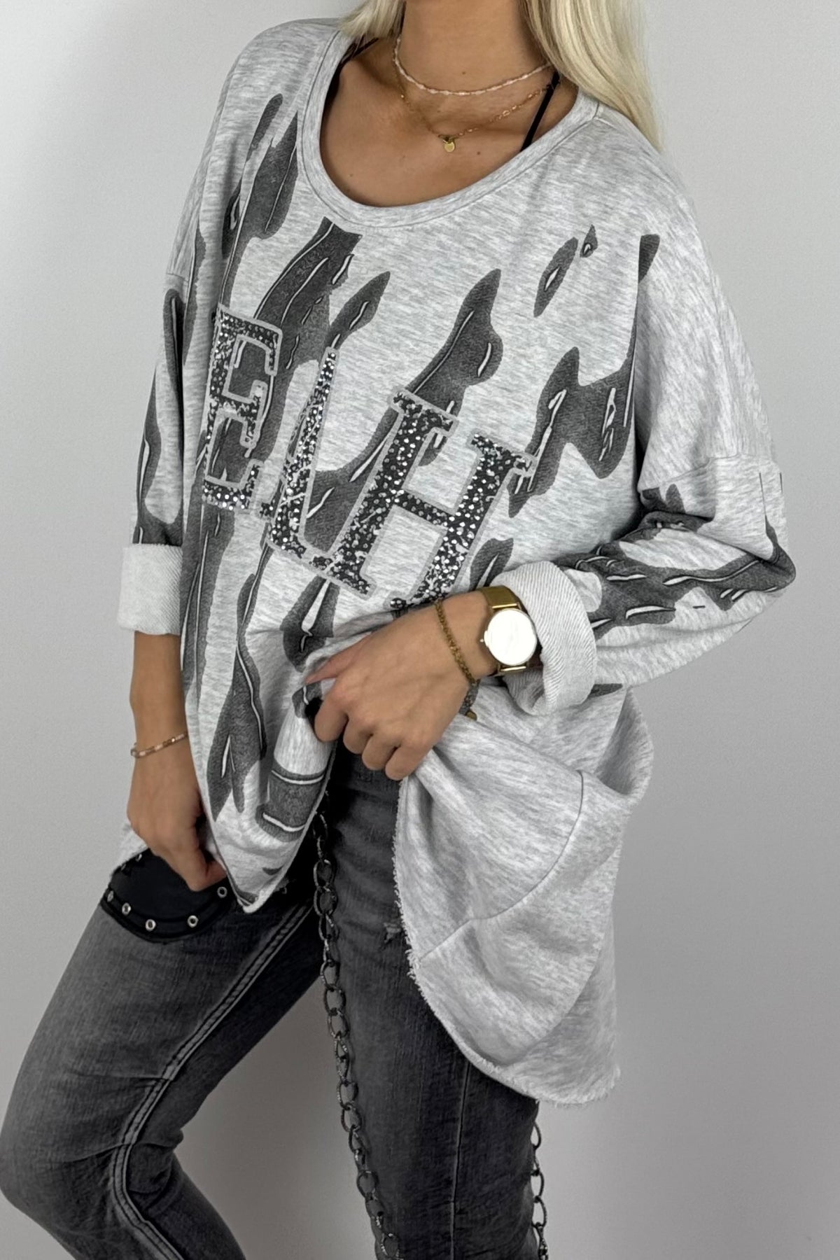 Damen-Sweatshirt mit „YEAH“-Schriftzug und Glitzersteinen-Grau