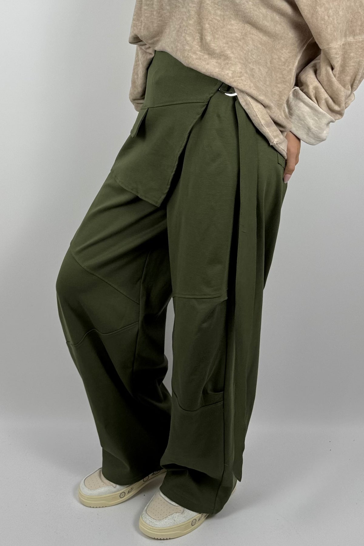 Lässige Hose mit Wickel-Detail & Schnalle-Khaki