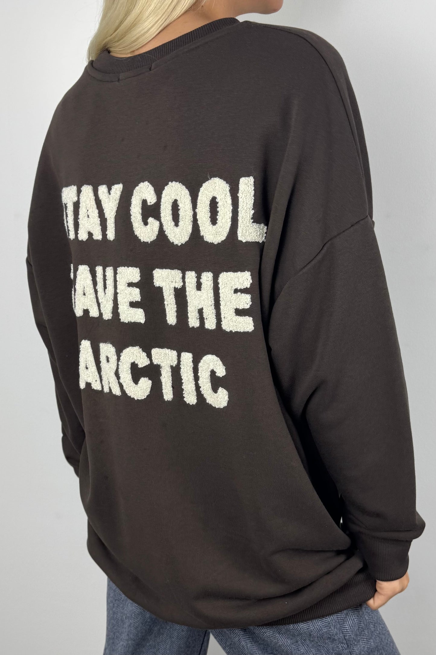 Oversized Sweatshirt mit Statement-Stickerei-Schwarz