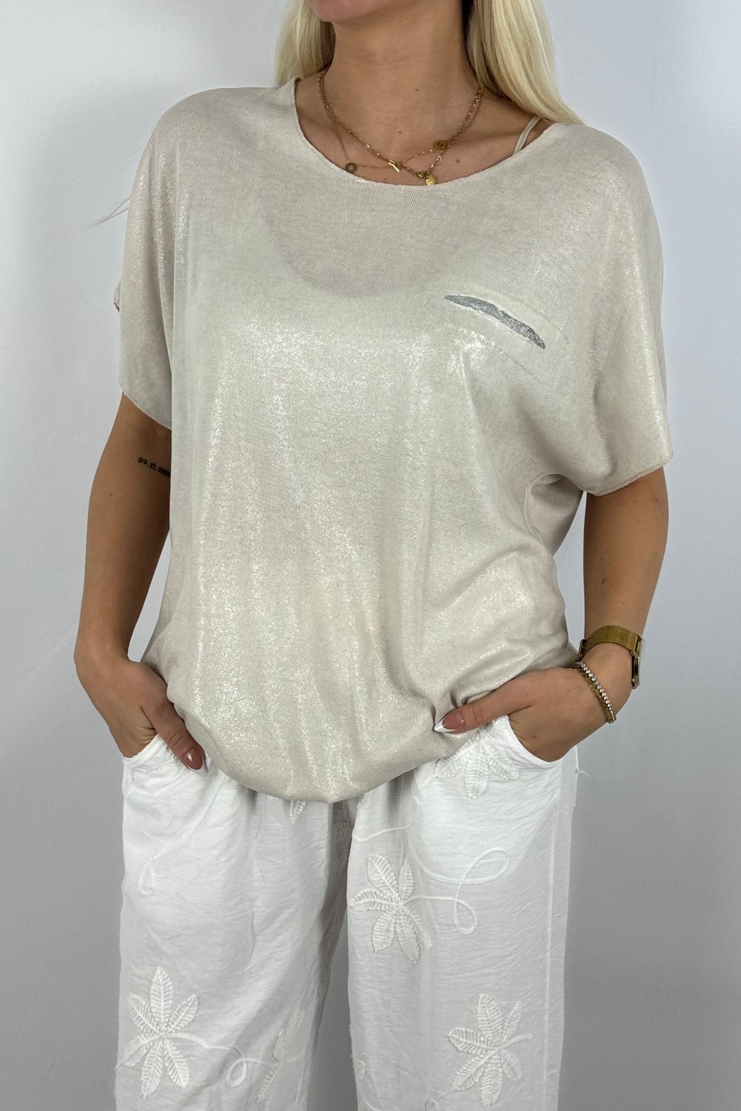 Glitzer-Shirt mit Pailletten-Detail – elegant & bequem-Beige