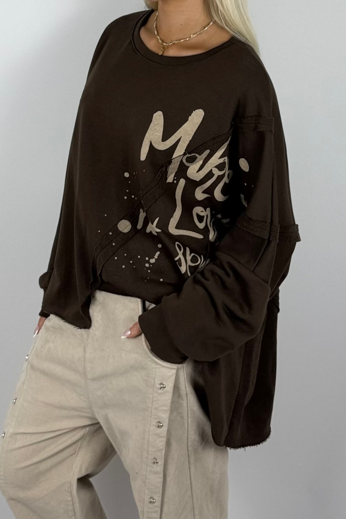 Damen Oversize Sweatshirt mit Print – Schoko