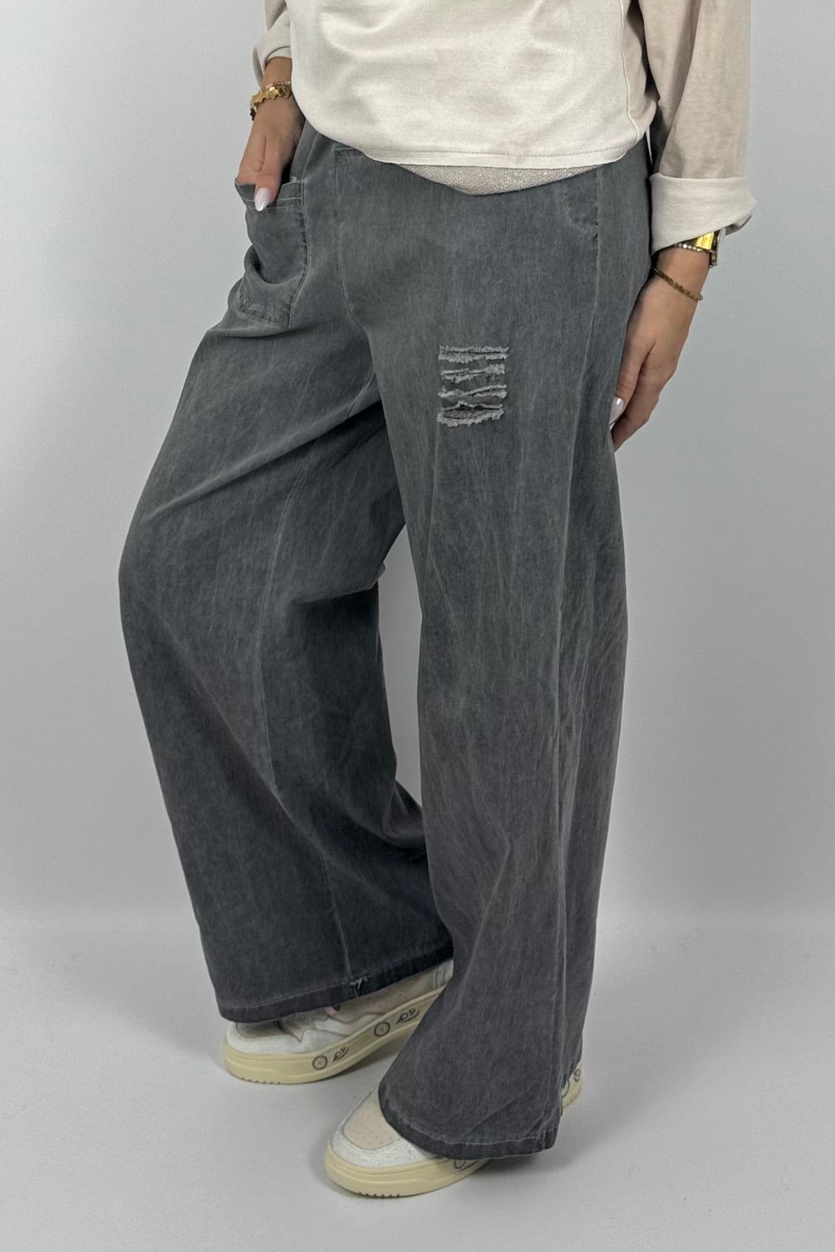 Damen Wide-Leg Hose mit Destroyed-Details – Anthrazit