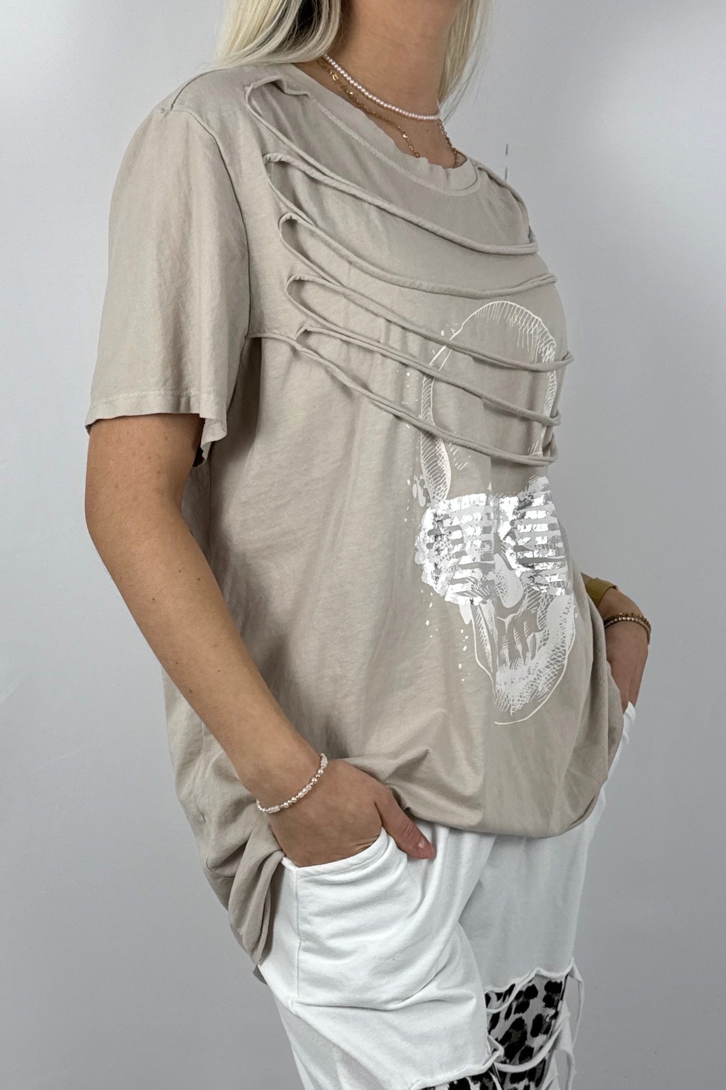 Oversize Shirt mit Skull Print – Moderner Streetstyle-Beige