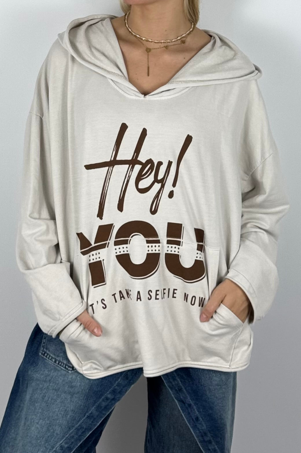 Damen Oversize Hoodie „Hey You“ mit Kapuze – Beige