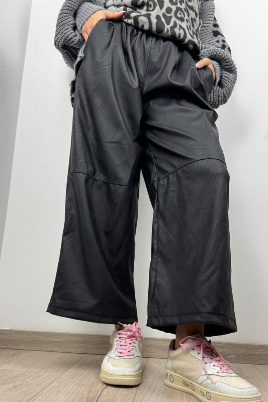 Cropped Leder-Look Hose mit Gummibund –Schwarz