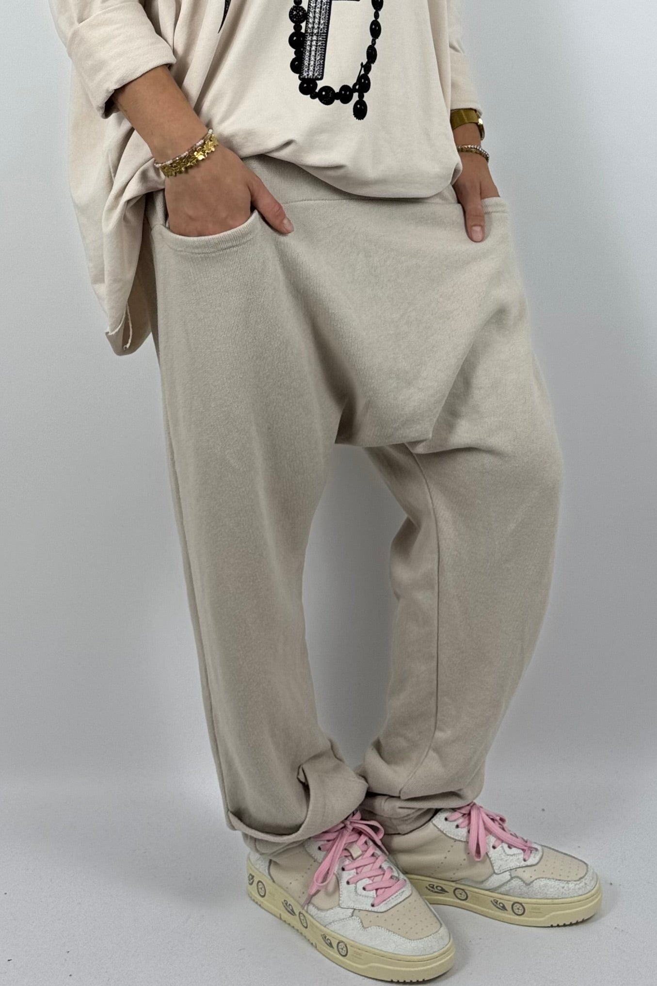 Lässige Baggy-Hose mit Taschen – Beige