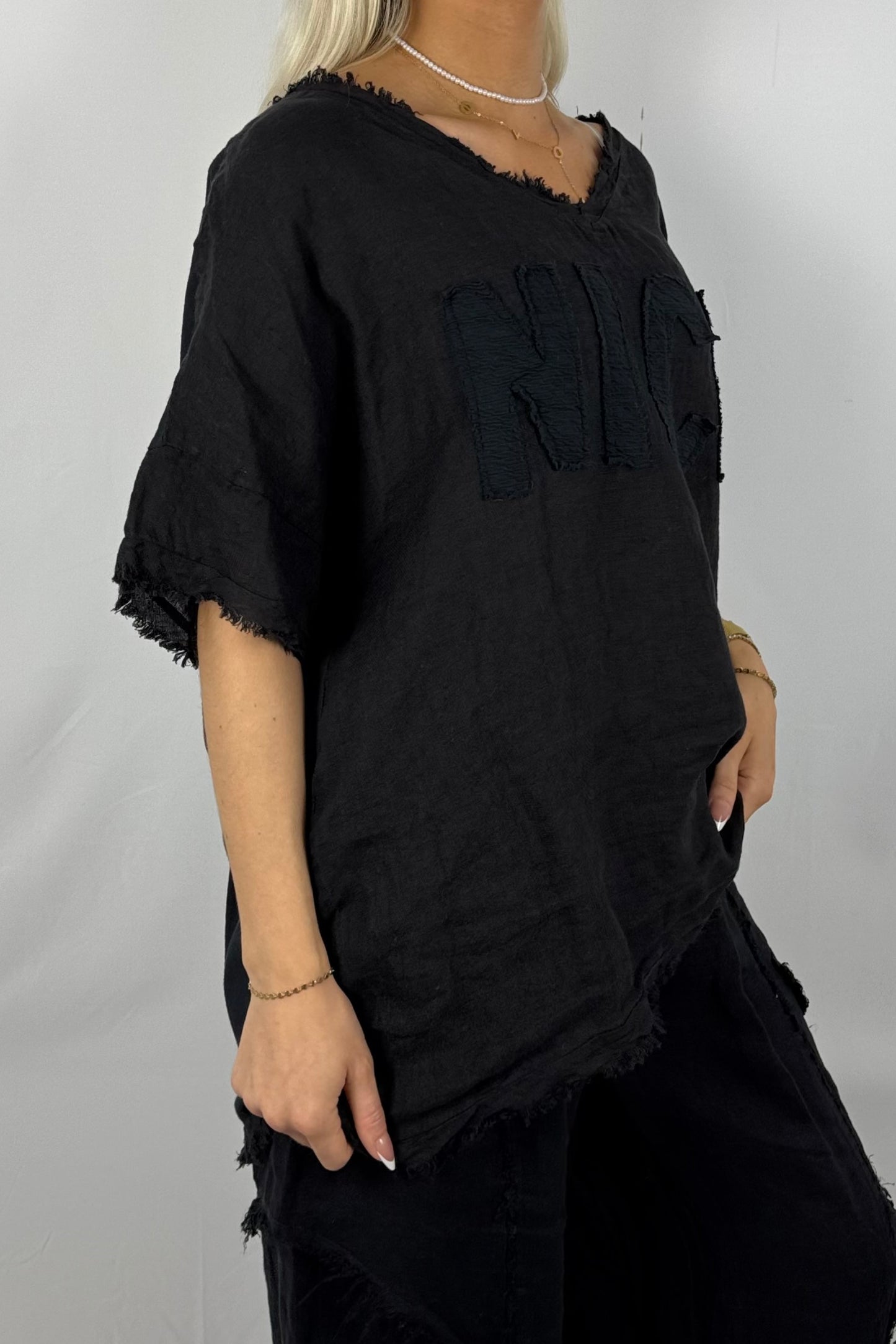 Leinen-Shirt mit „NICE“-Applikation-Schwarz