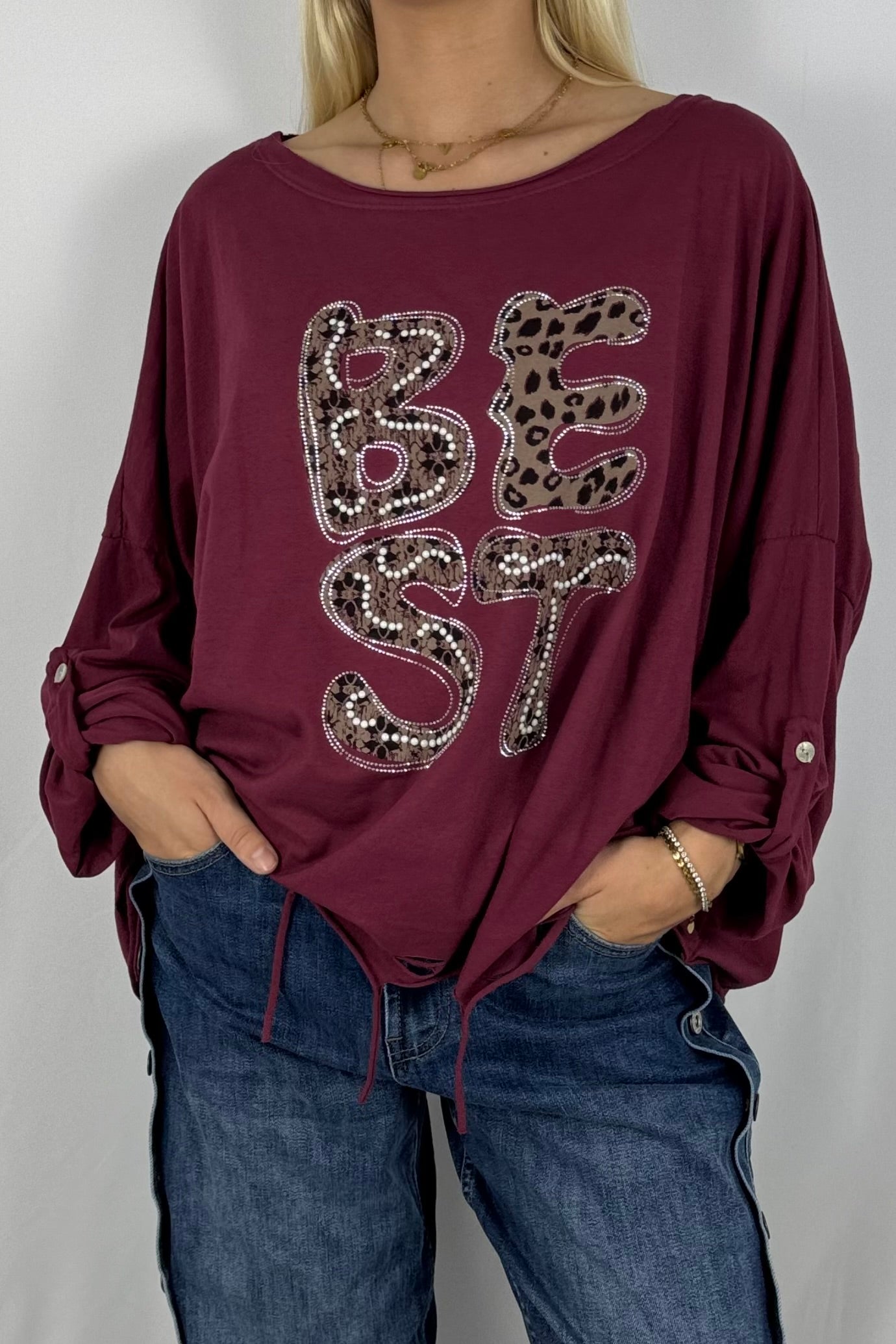 Oversize-Shirt „BEST“ mit Leo-Print und Strass-Details-Bordeaux
