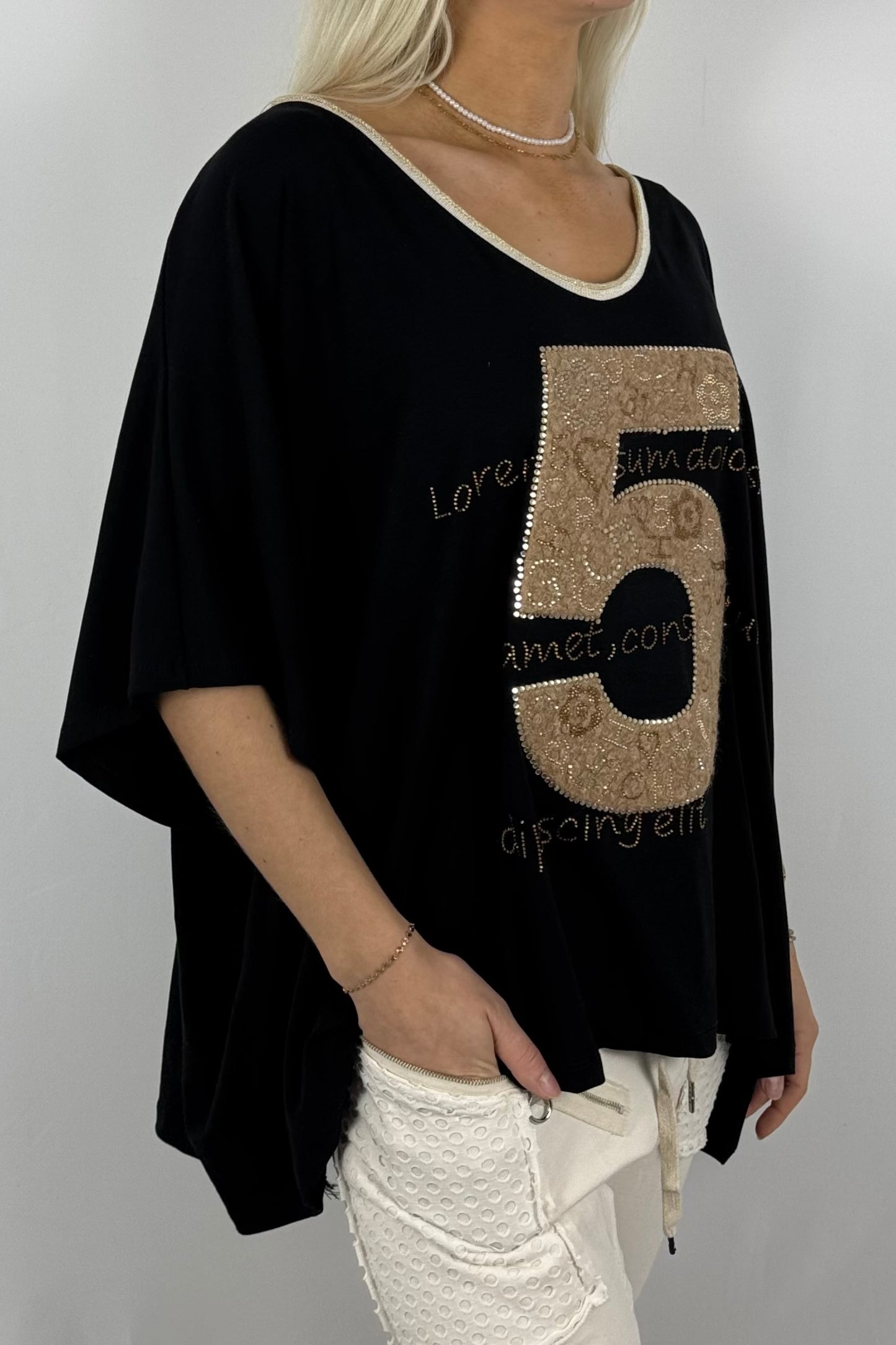 Oversize-Shirt mit Strass-Applikation „5“-Schwarz
