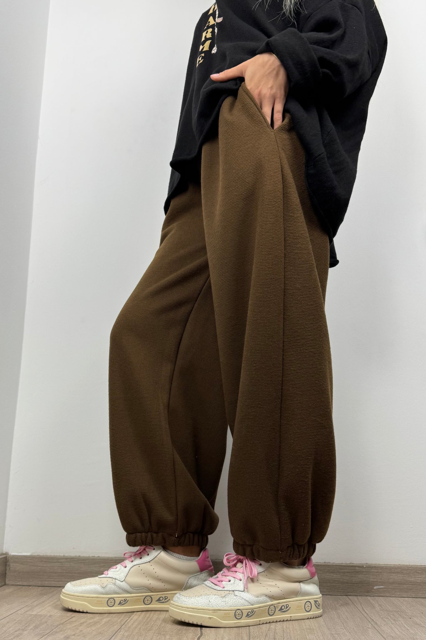 Damen Hose mit Gummibund und weitem Bein –Choco