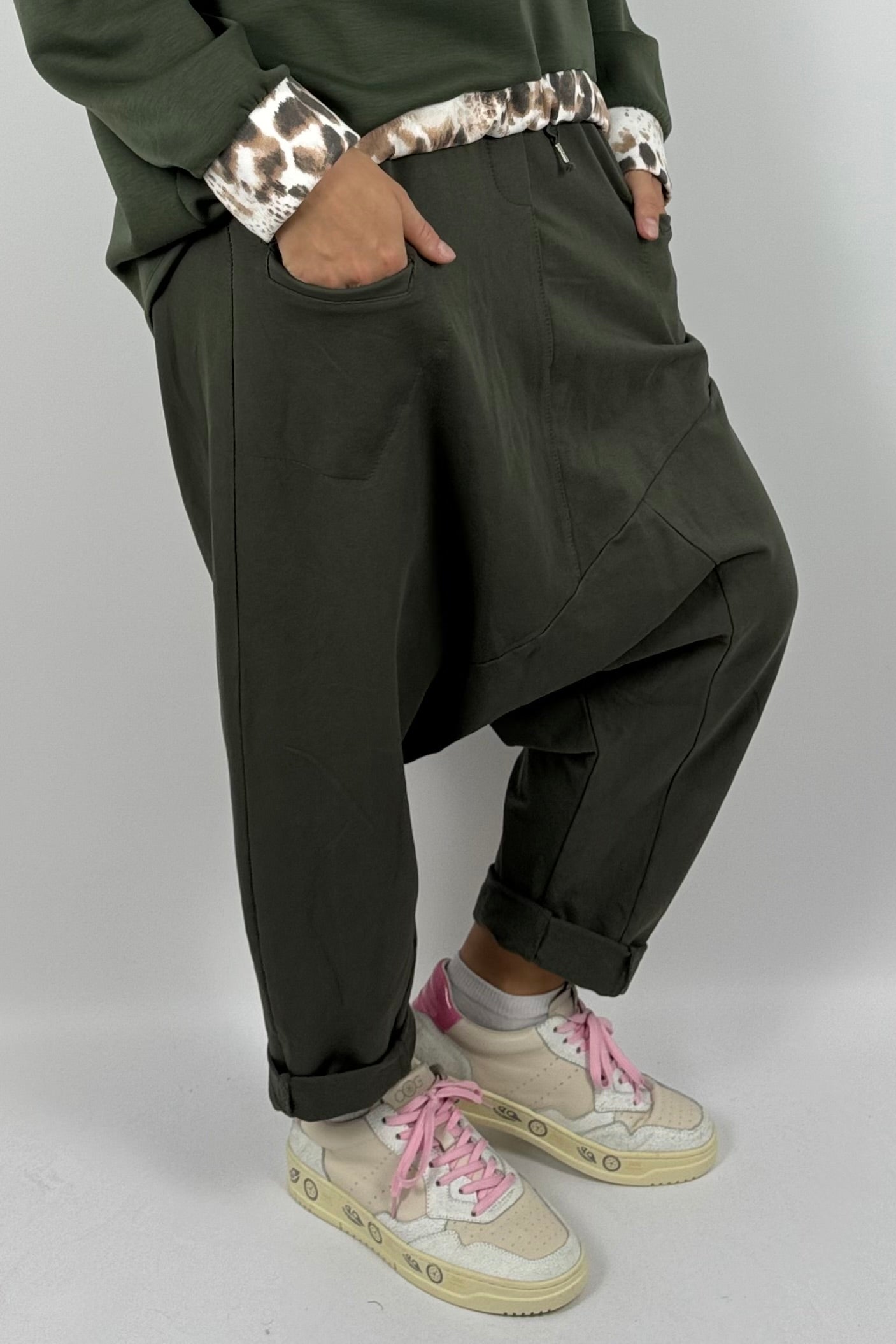 Lässige Baggy-Hose mit Taschen – Khaki