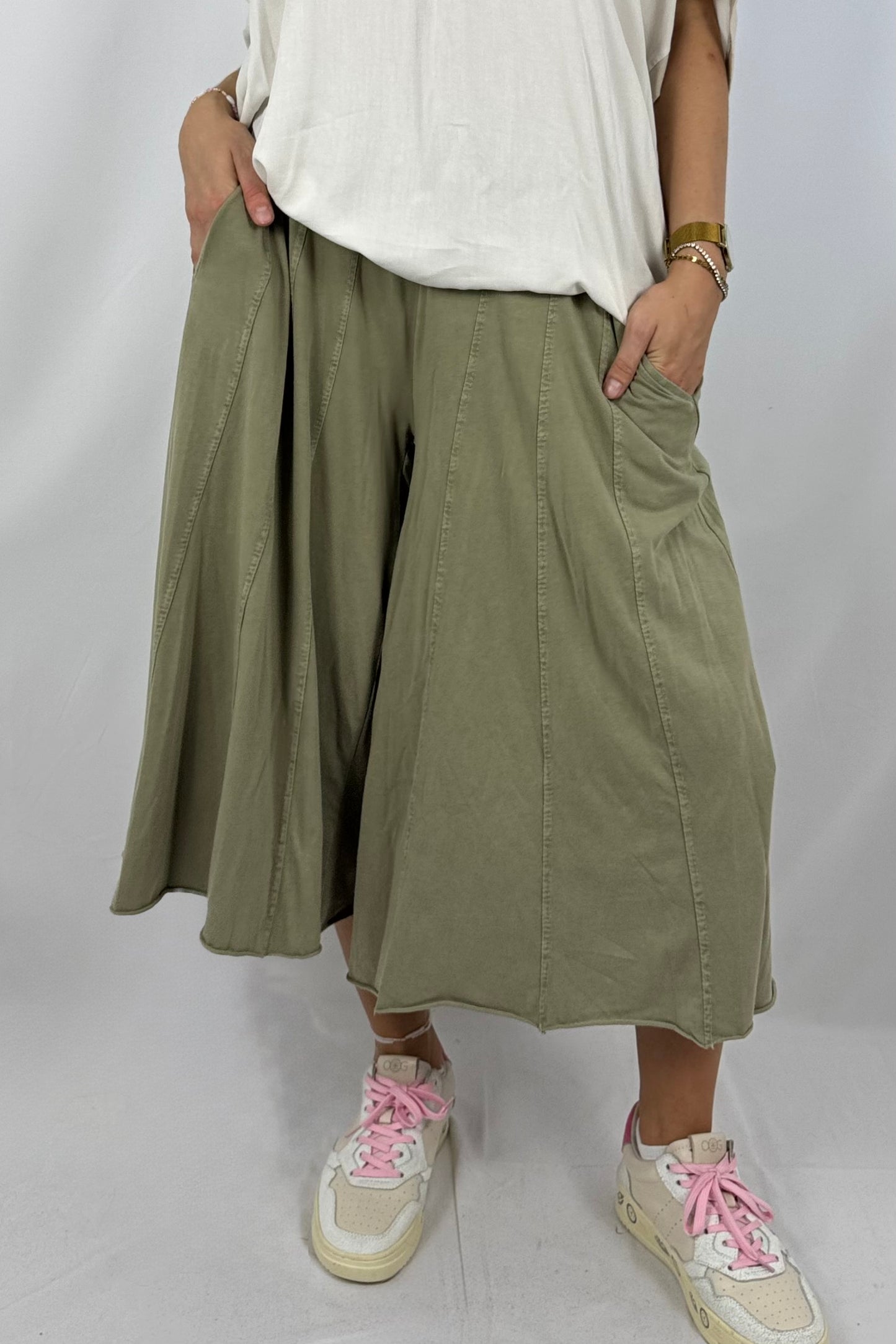 Lässige Oversize-Hose mit elastischem Bund-Khaki