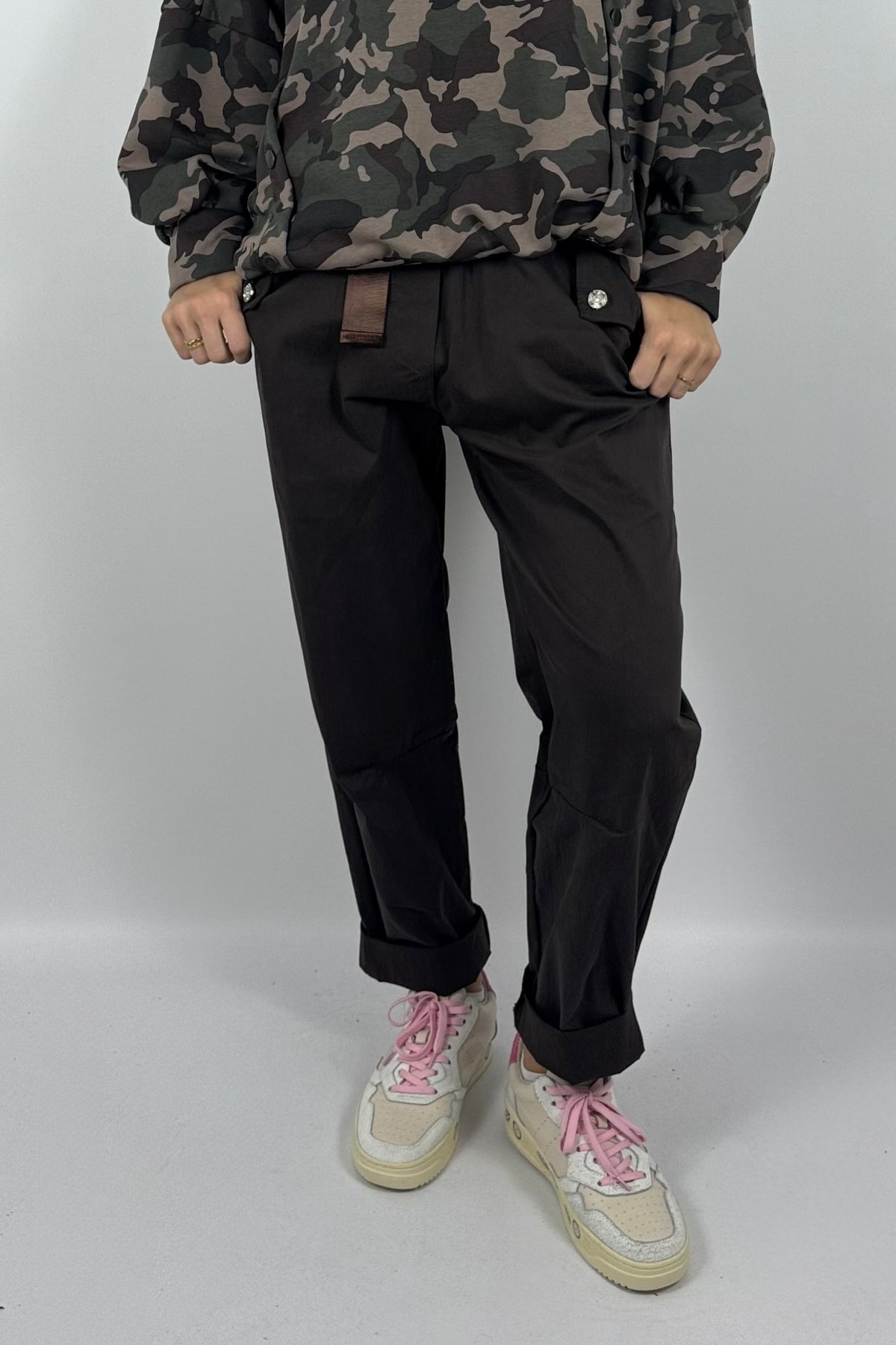 Modische Damen Balloonhose mit Gürtel – Coffee