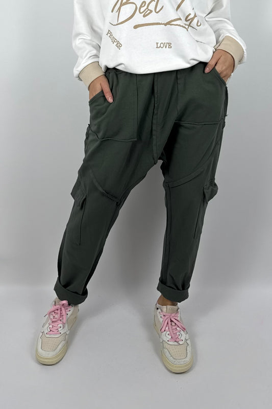 Damen-Cargohose mit tiefem Schritt und Ziernähten-Khaki