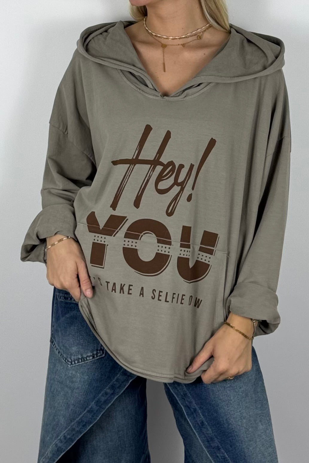 Damen Oversize Hoodie „Hey You“ mit Kapuze – Mud