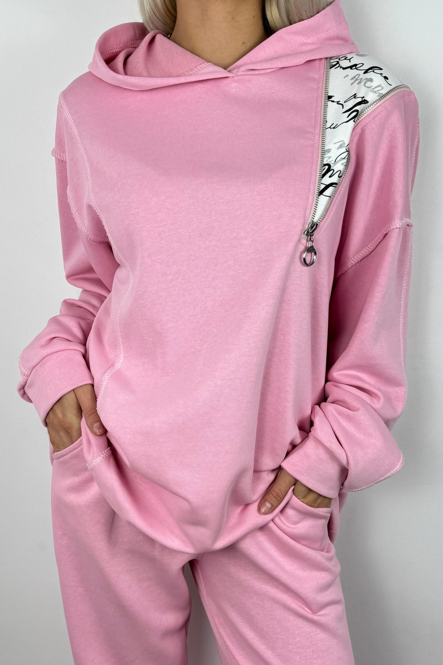 Asymmetrischer Hoodie mit Zipper –Rosa