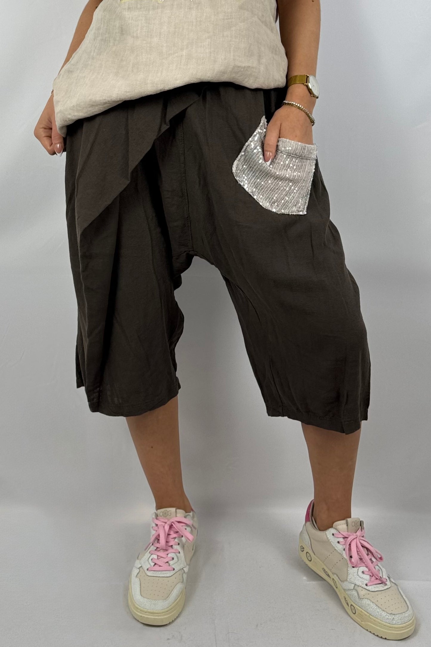Leichte Wide-Leg-Hose mit Pailletten-Tasche-Choco
