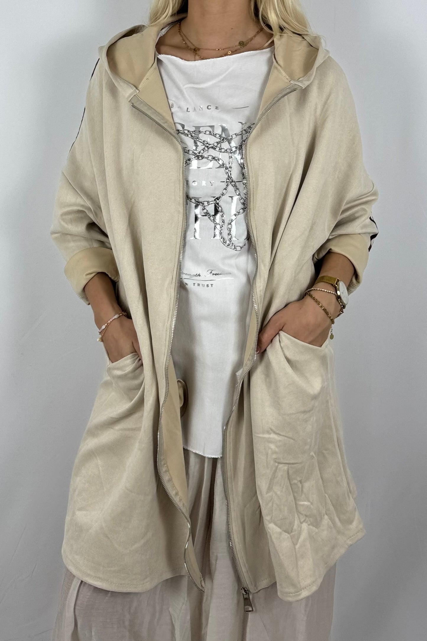 Lässige Longjacke in Velours-Optik mit Kapuze-Beige