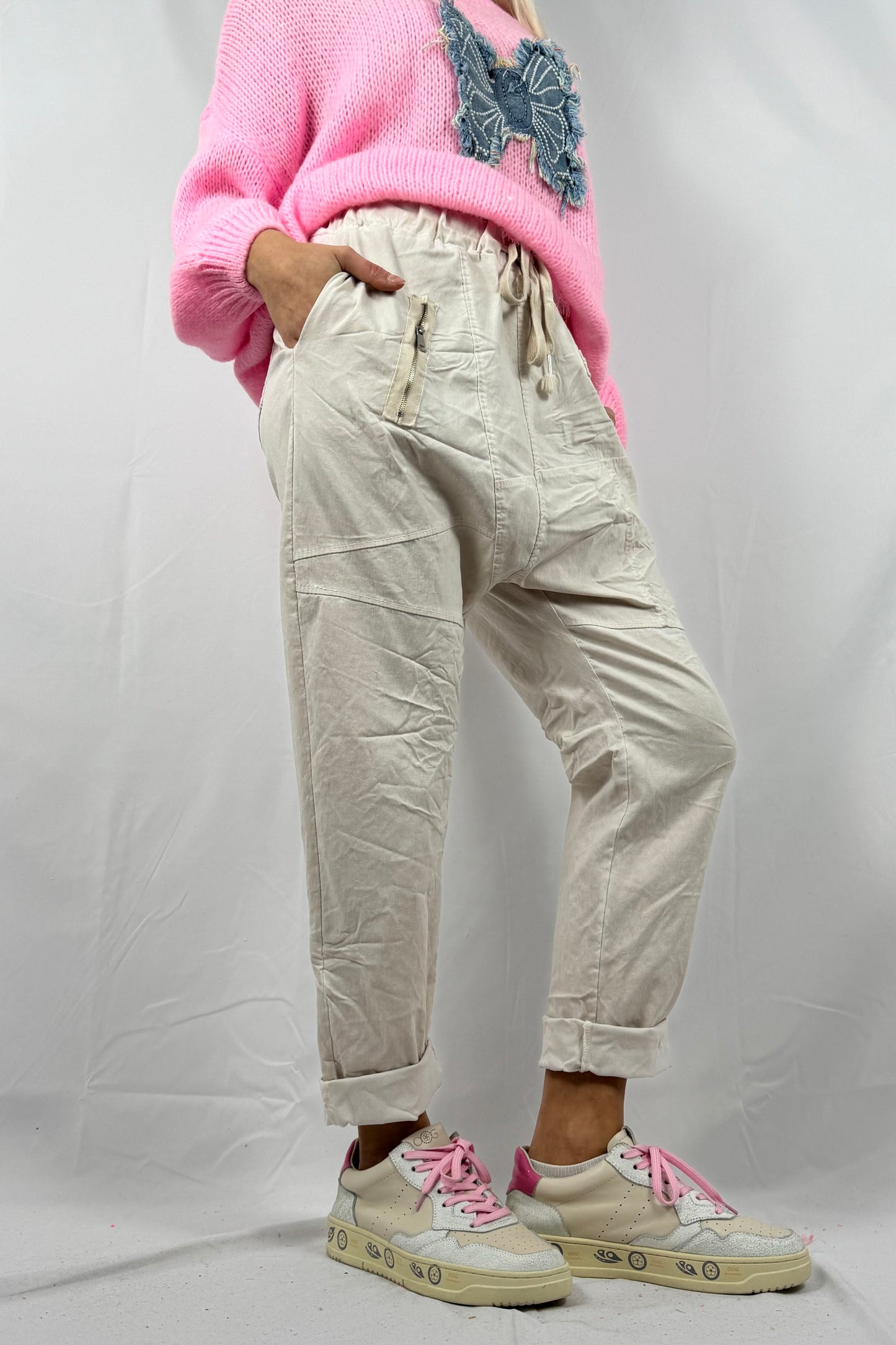 Hose mit elastischem Bund & Reißverschlusstaschen-Beige