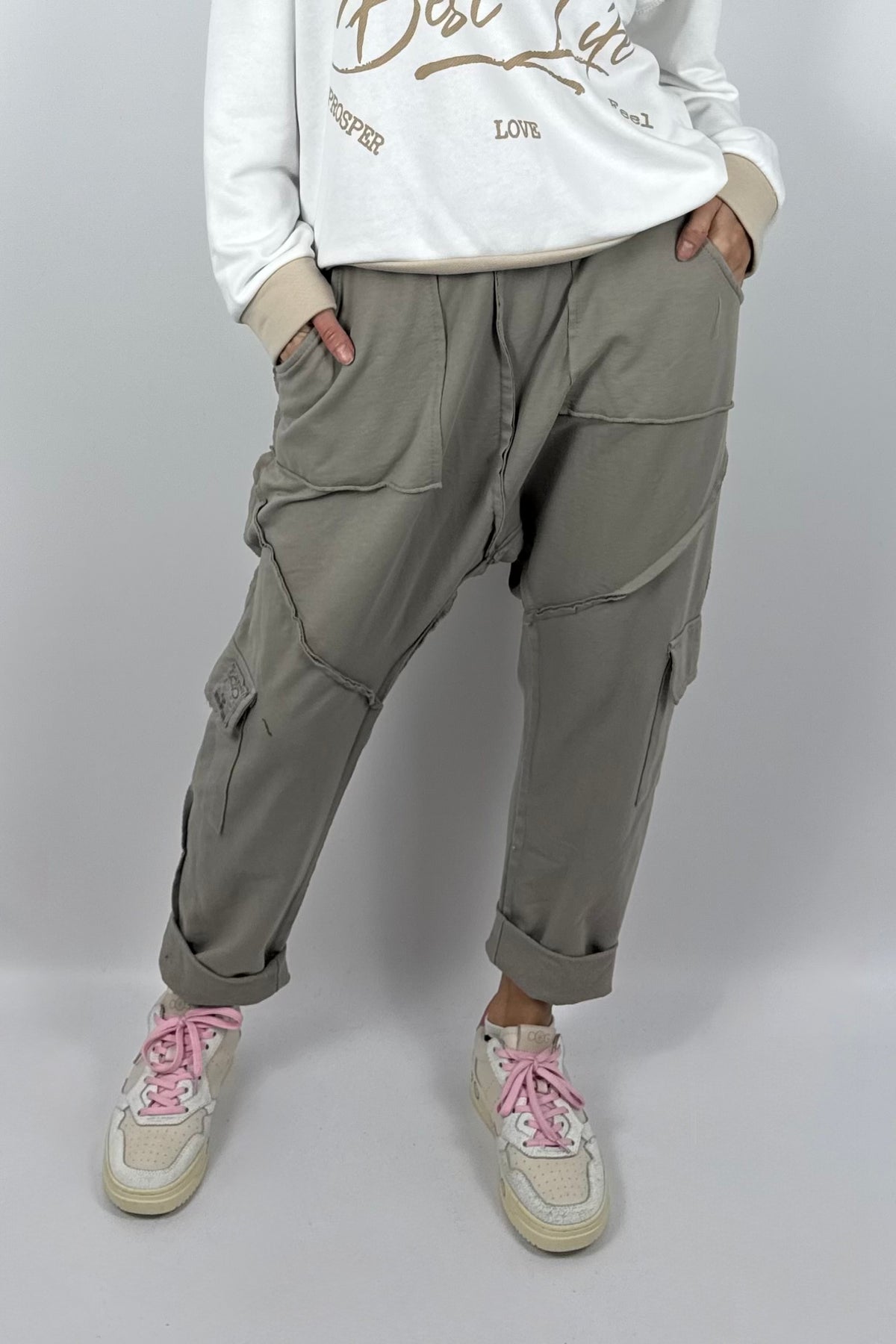 Damen-Cargohose mit tiefem Schritt und Ziernähten-Mud