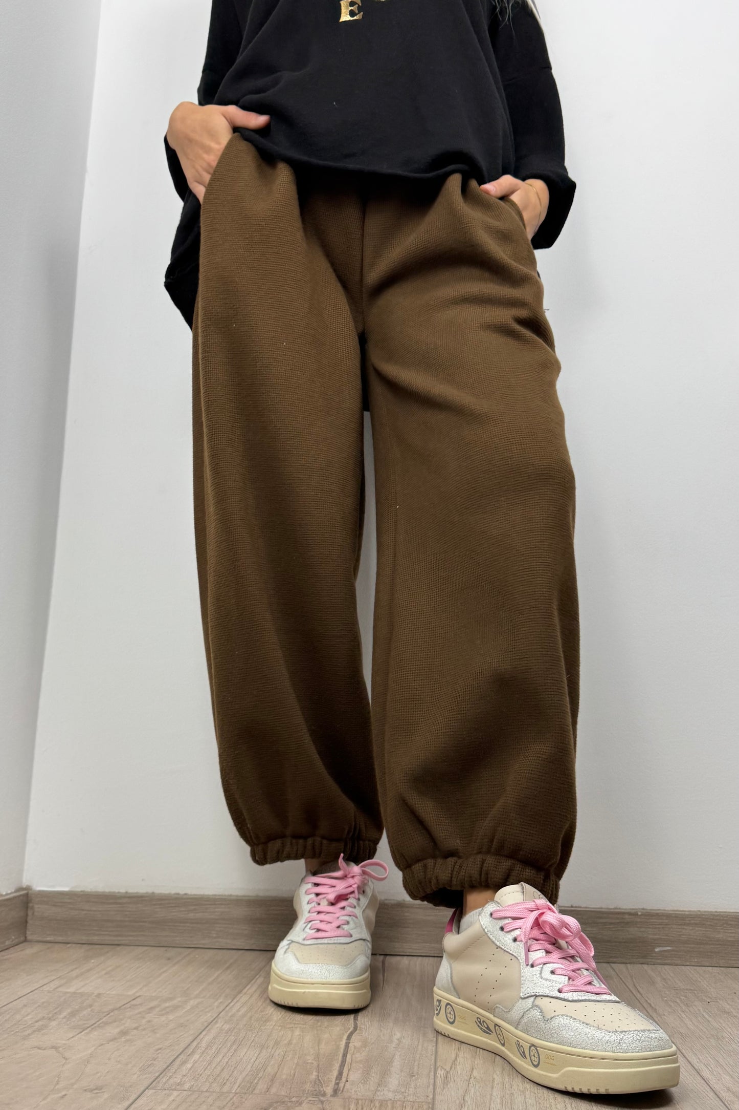 Damen Hose mit Gummibund und weitem Bein –Choco