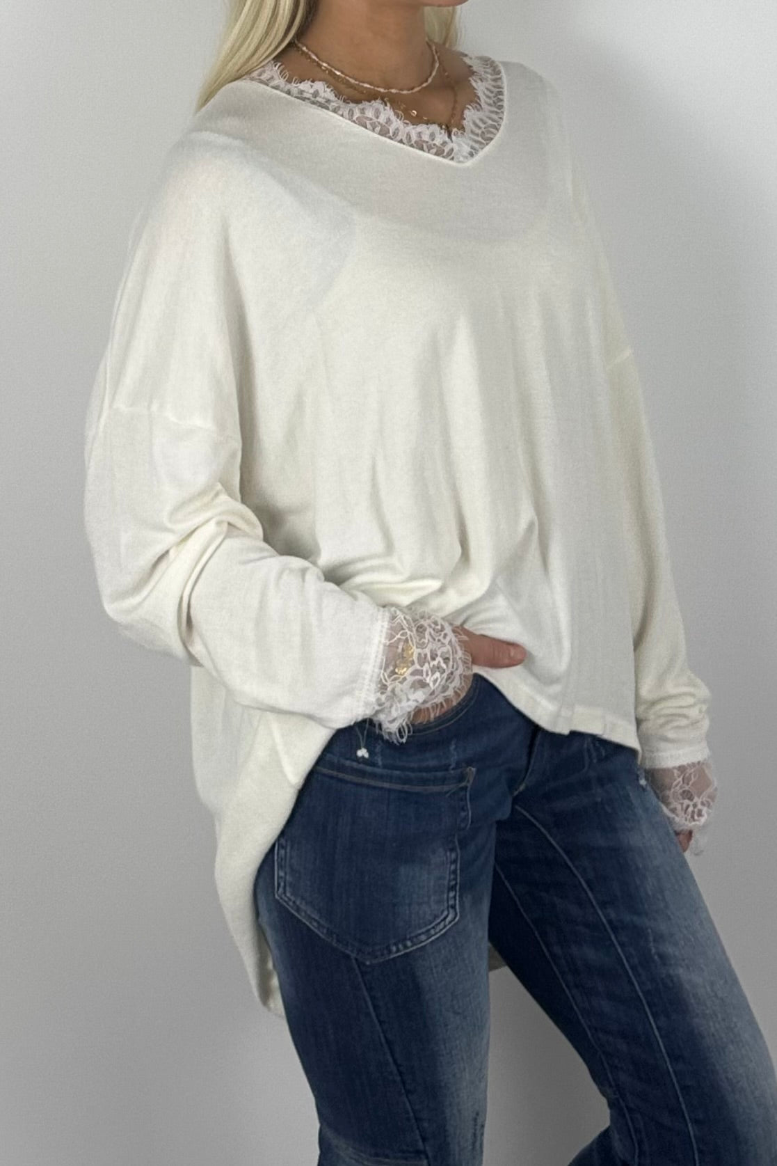 Damen Oversize Shirt mit Spitzen-Details –Weiß