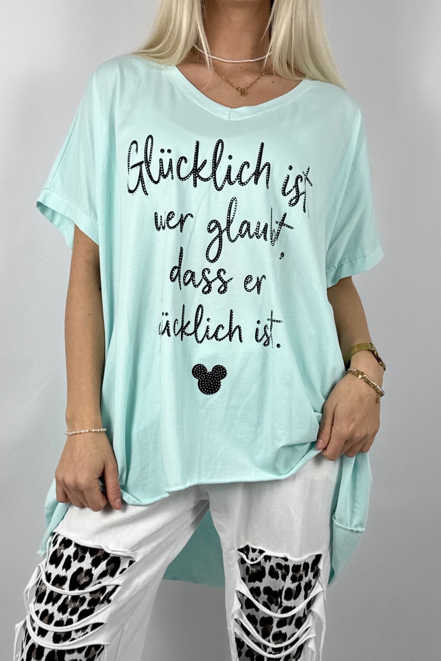 Oversize Shirt mit Schriftzug Glücklich ist – Lässiger Look-Mint