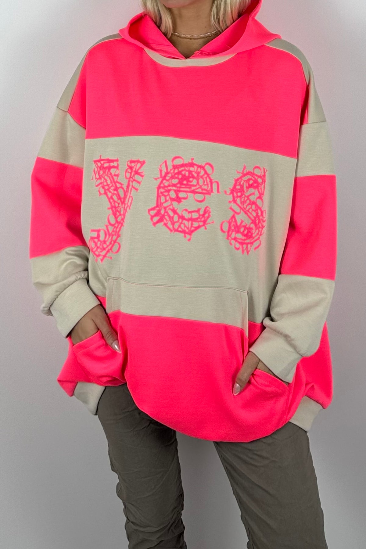 Damen Oversize-Hoodie mit Statement-Print-Neon Pink