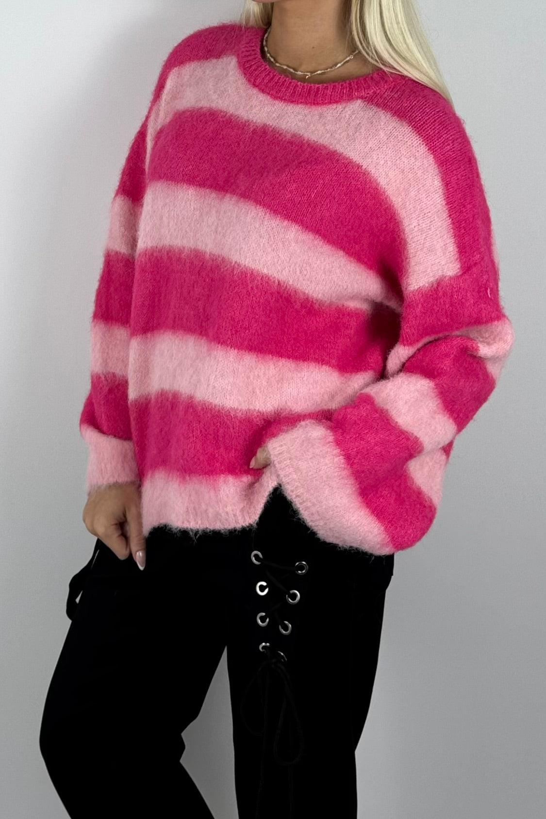 Damen Kuschelpullover gestreift –Pink