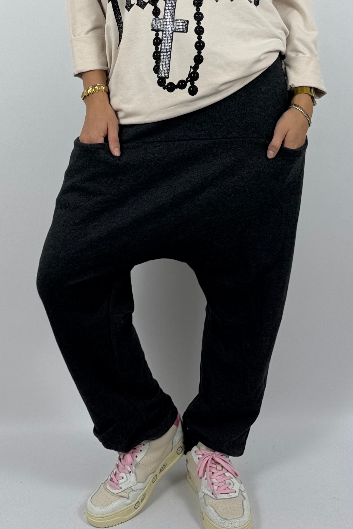 Lässige Baggy-Hose mit Taschen – Schwarz
