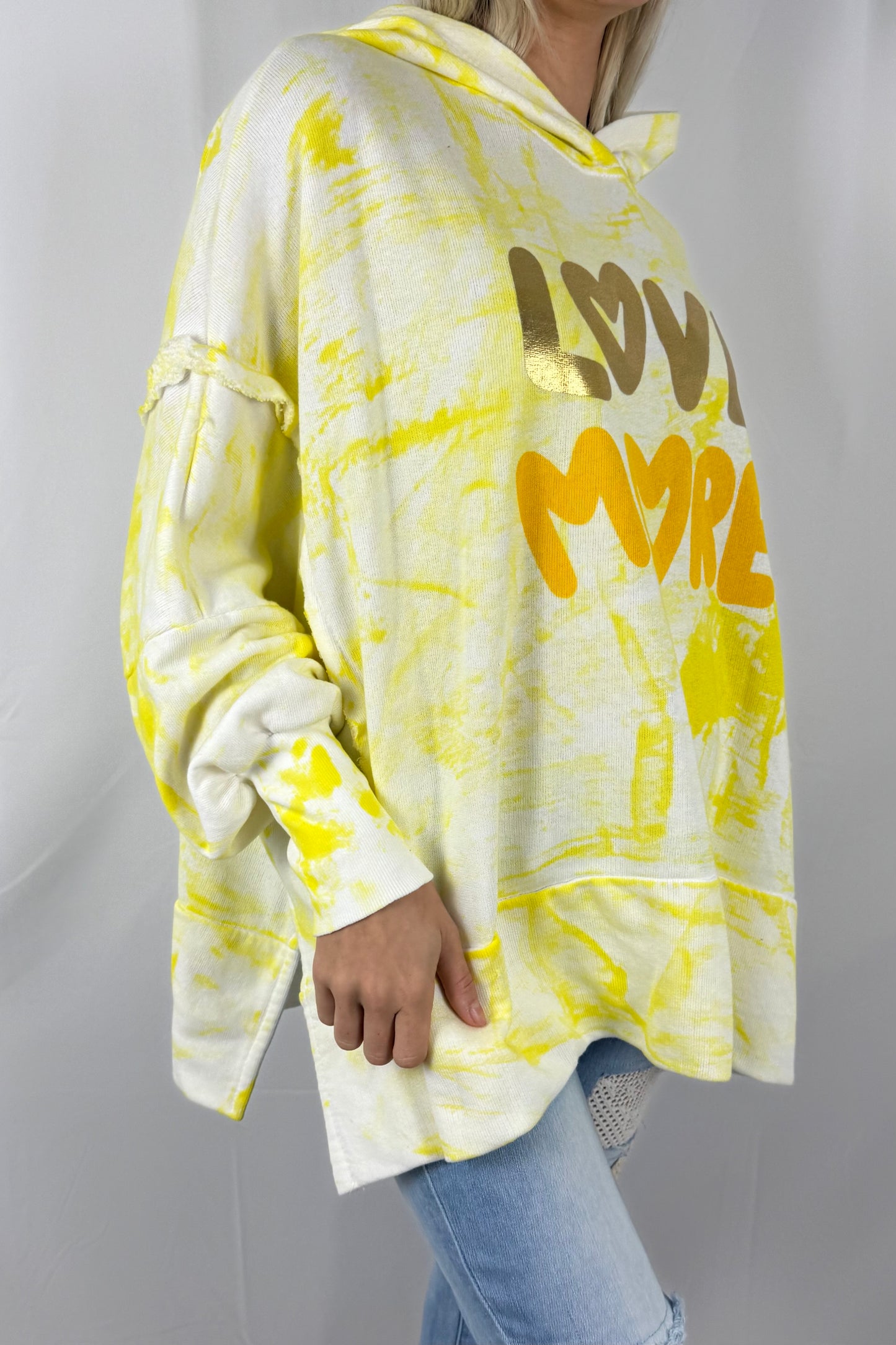 Oversize Pullover „Love More“-Gelb