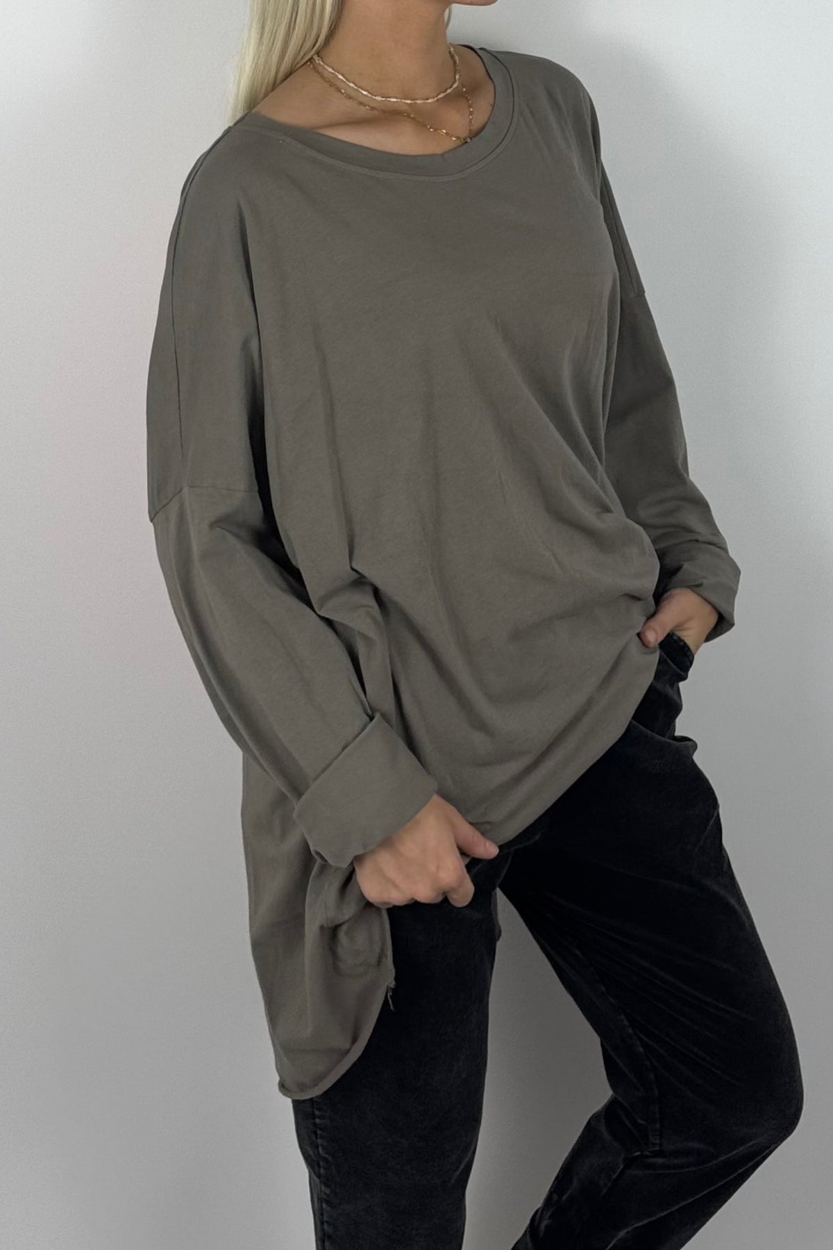 Damen Oversize Shirt mit STYLE-Print – Mud
