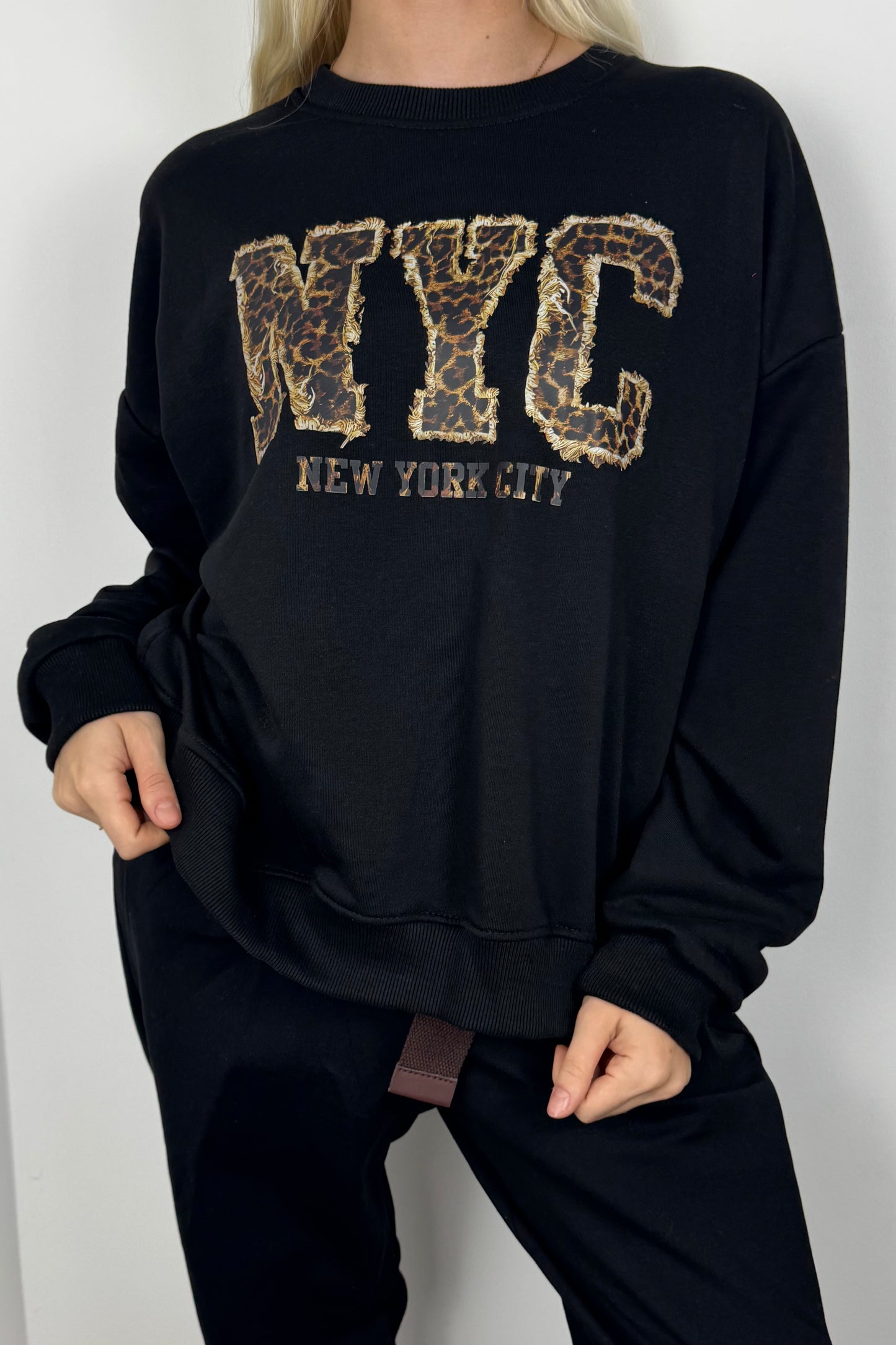 Sweatshirt mit NYC-Applikation-Schwarz