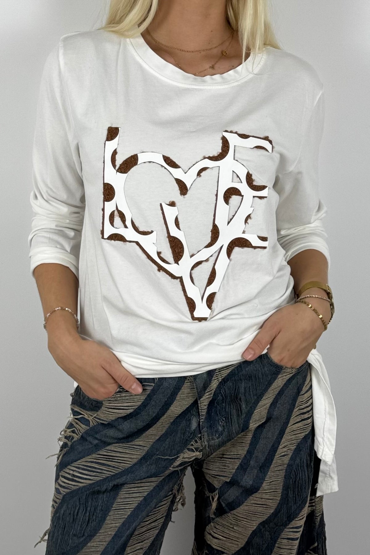 Damen Longshirt „LOVE“ mit Herz-Print – Oversize-Weiß