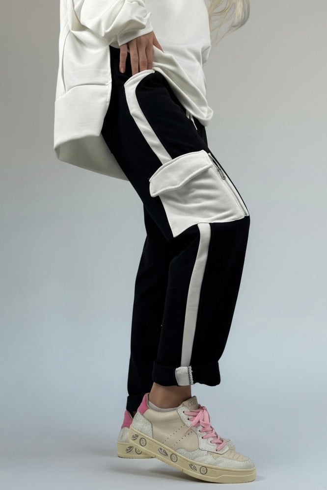 Hose mit Kontrastdetails & Reißverschlusstaschen-Schwarz