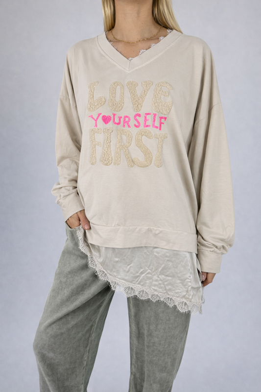 Oversize Shirt „Love Yourself First“-Beige