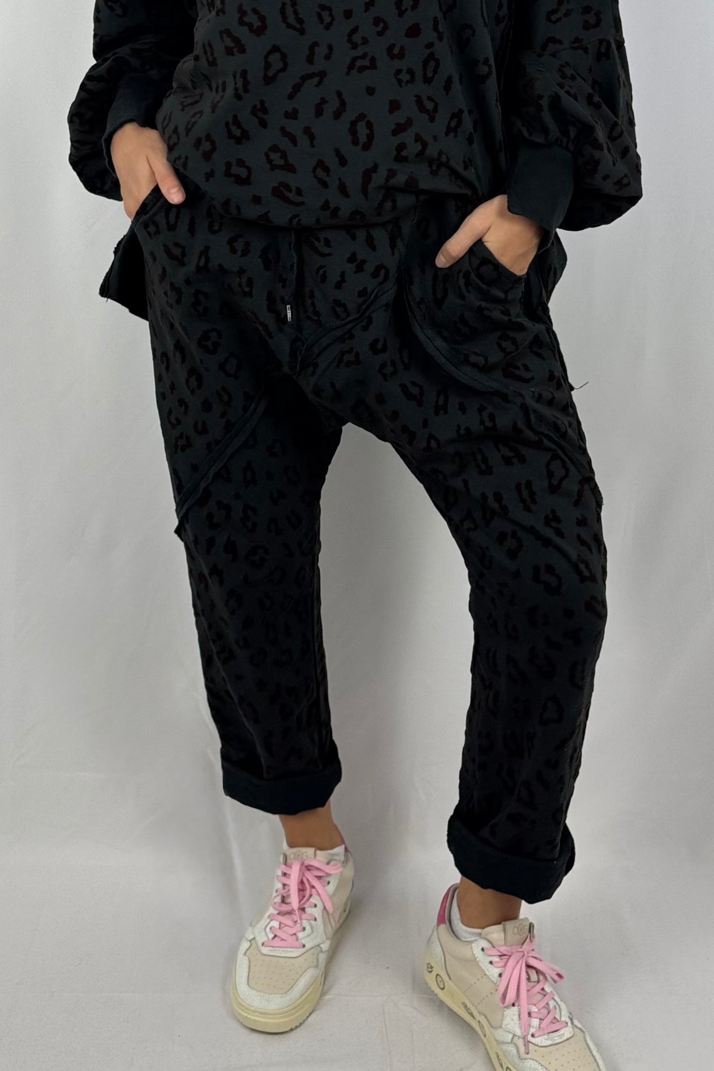 Damen Leo Jogpants – Oversize-Schwarz